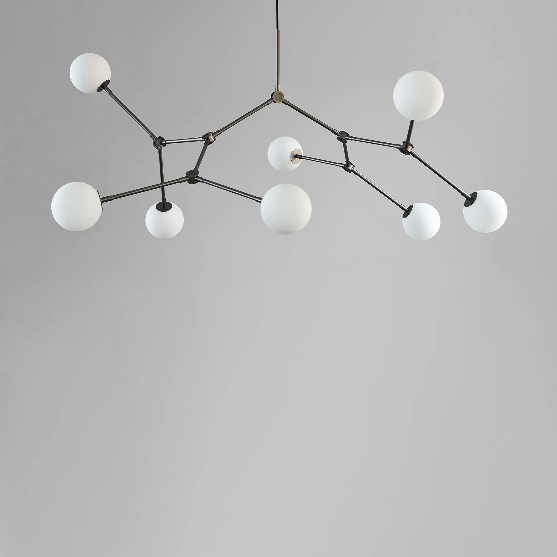 Lampadario Drop Chandelier Bulp, Grigio 101 Copenhagen