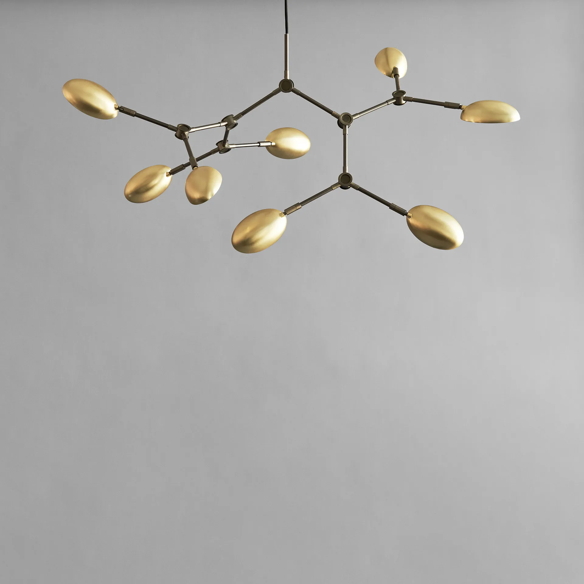 Lampadario Drop Chandelier mini, Ottone 101 Copenhagen