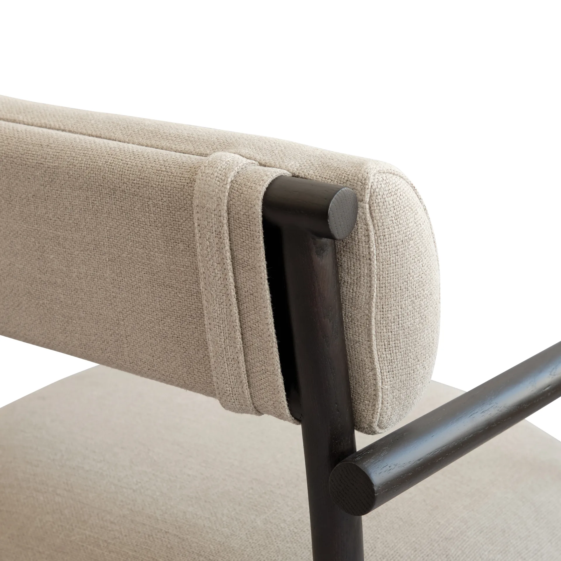 Poltrona lounge Nama, Sabbia 101 Copenhagen