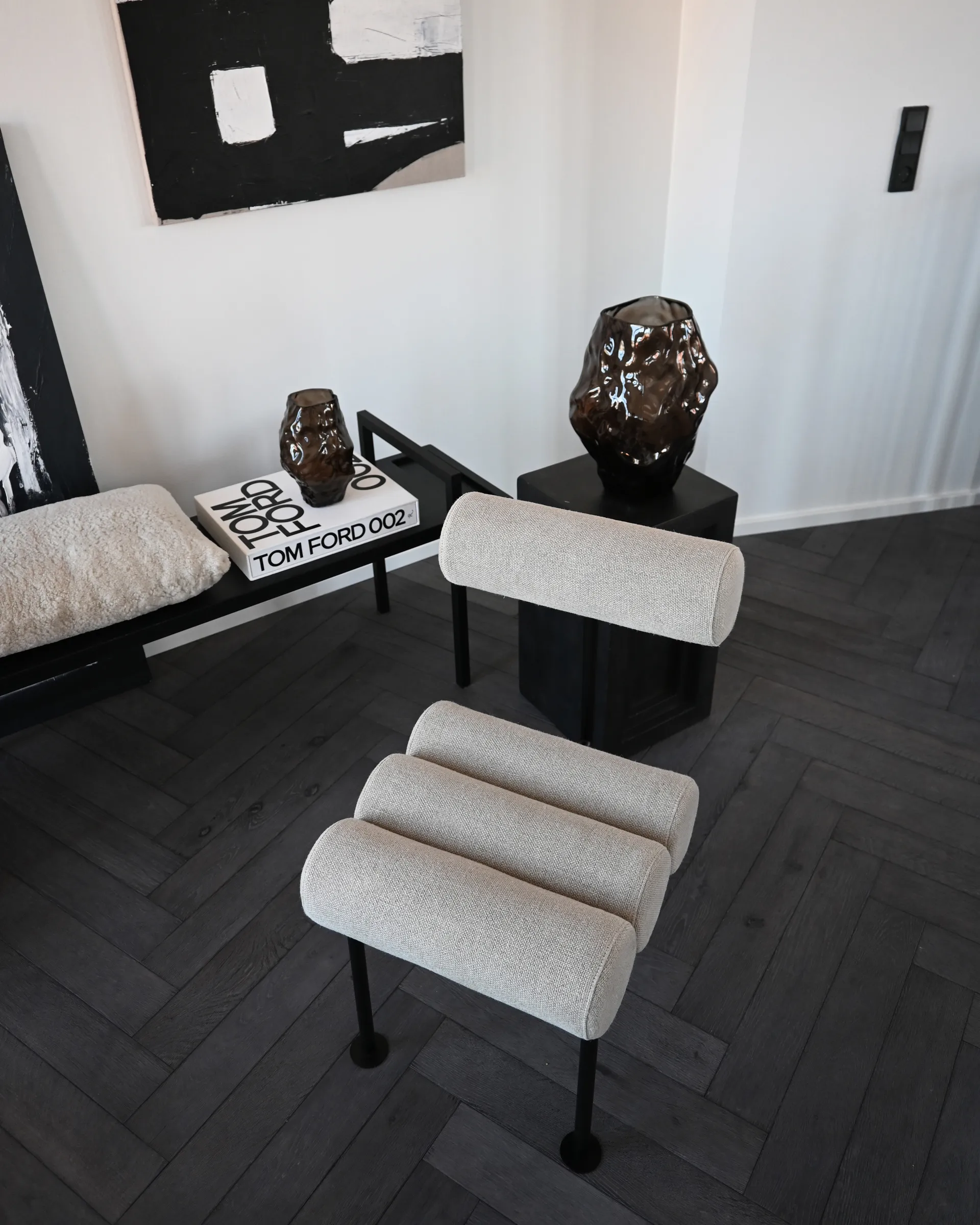 Sedia da pranzo Hiro, Struttura nera - sabbia 101 Copenhagen