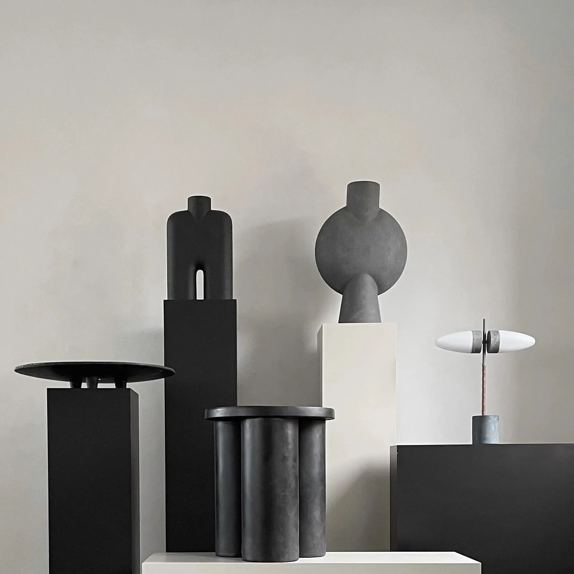 Tavolino alto Big Foot, Ø 45 cm, Color caffè 101 Copenhagen