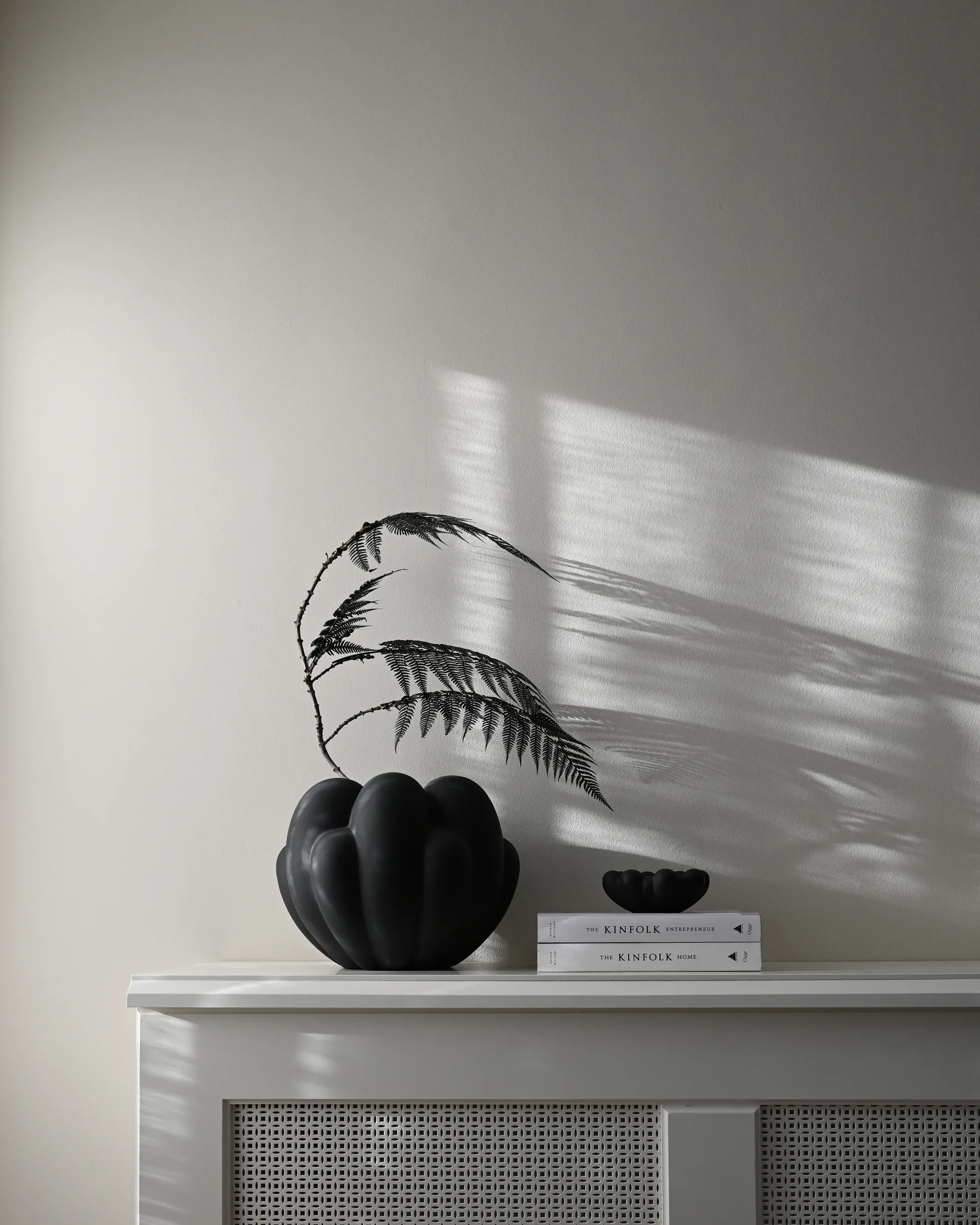 Vaso piccolo Bloom 22,5x24 cm, Nero 101 Copenhagen