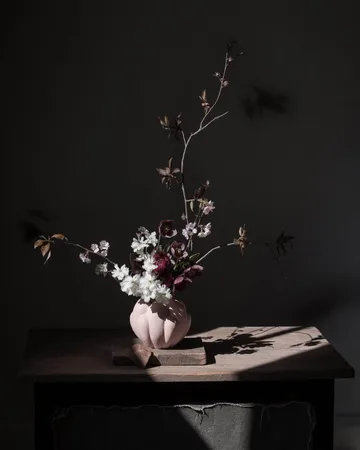 Vaso piccolo Bloom 22,5x24 cm - Rosa - 101 Copenhagen