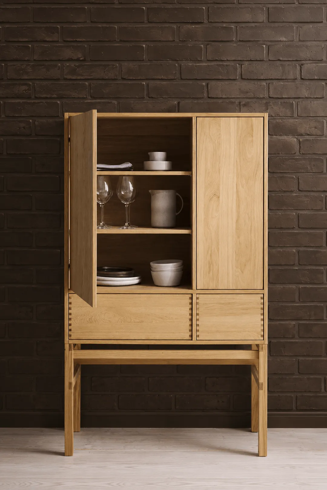 Armadietto Hylte, Rovere 1898