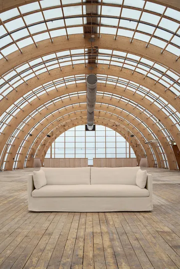 Divano Linnevik - Same Beige 6670-rovere oliato bianco, 4 sedute, con gonna - 1898