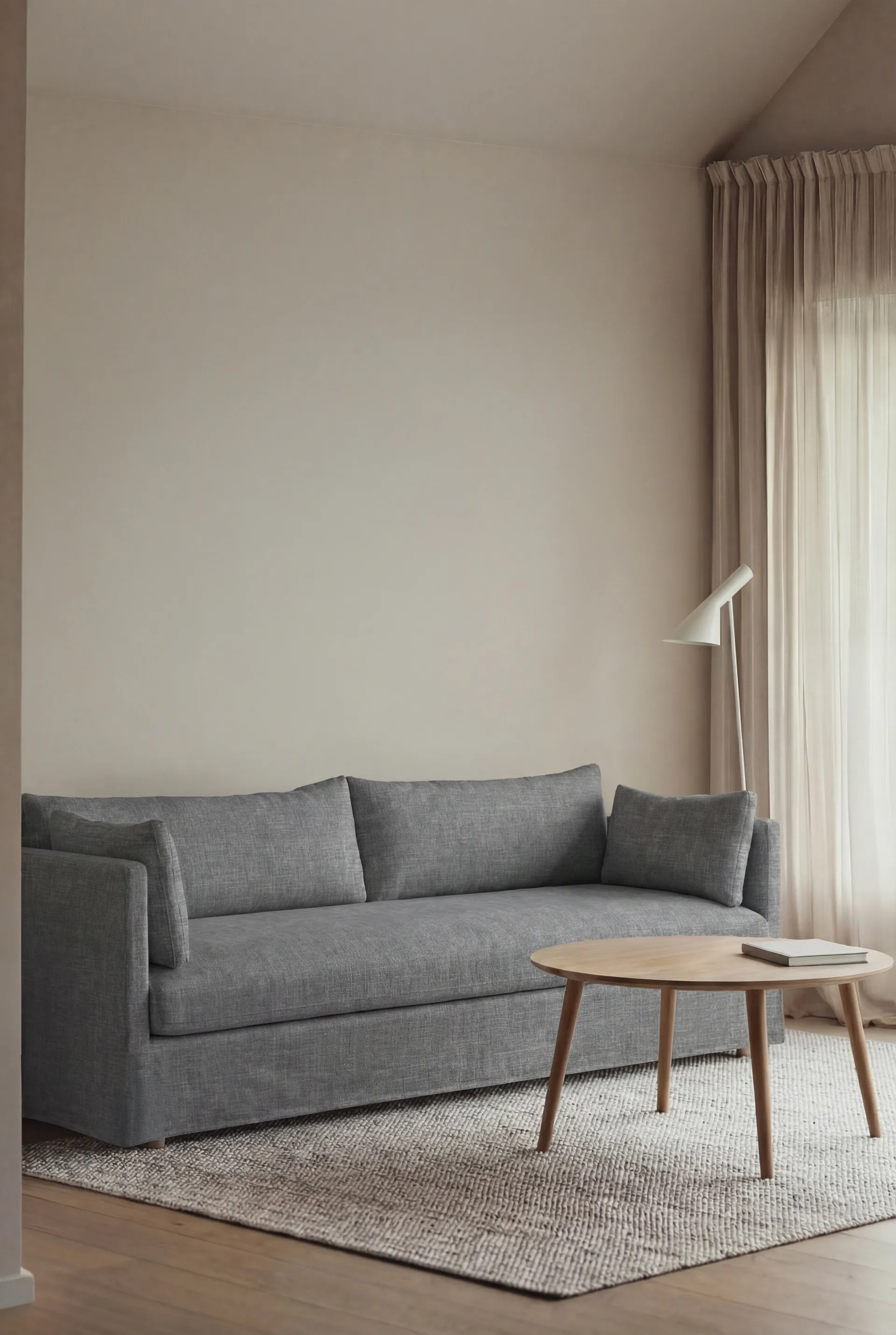 Divano Linnevik, Same Blue 6678-rovere oliato bianco, 4 sedute, con gonna 1898