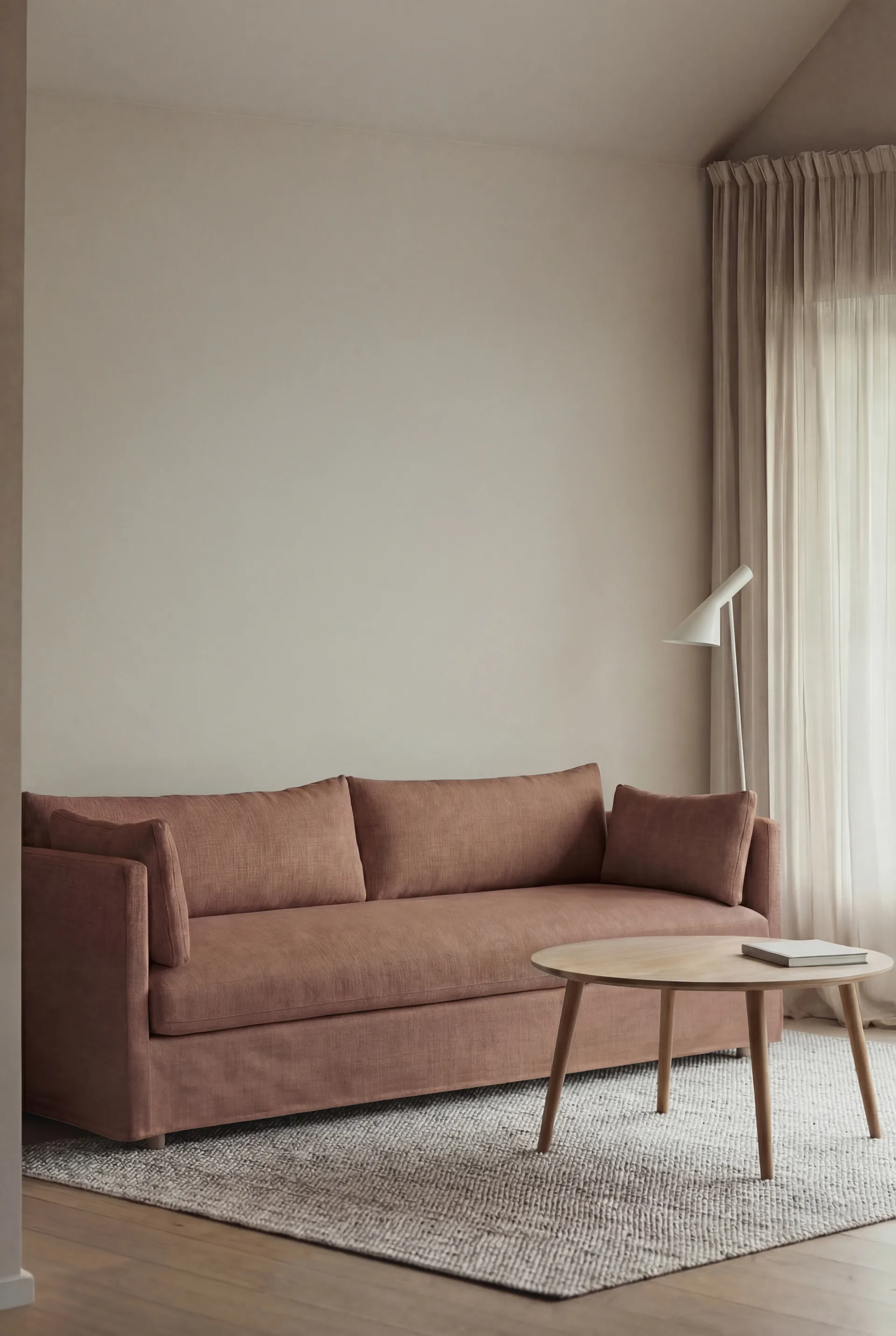 Divano Linnevik, Same Rust 6675-rovere oliato bianco, 4 sedute, con gonna 1898