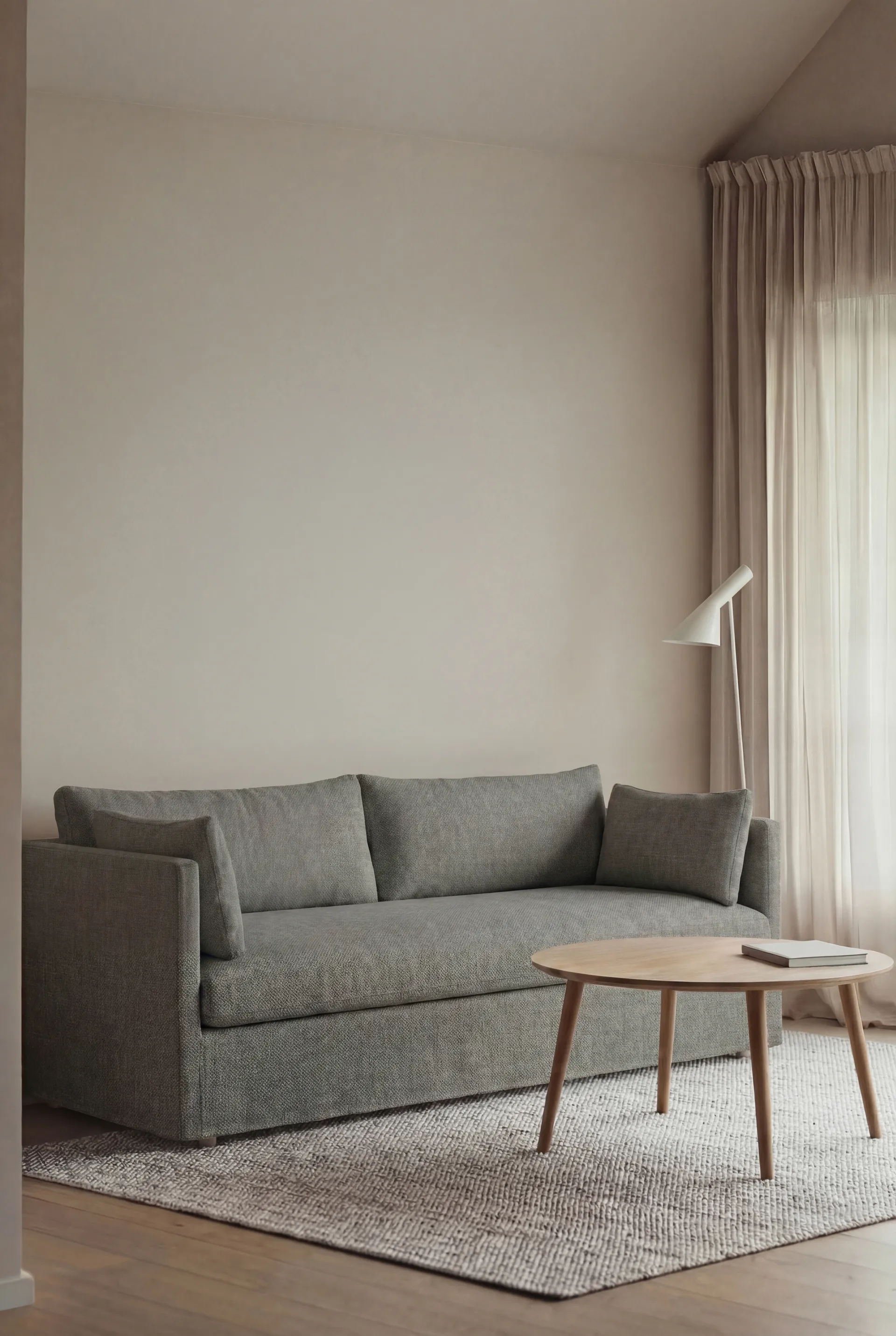 Linnevik divano, Caleido Grey 1240-rovere oliato bianco, 3 sedute, con gonna 1898
