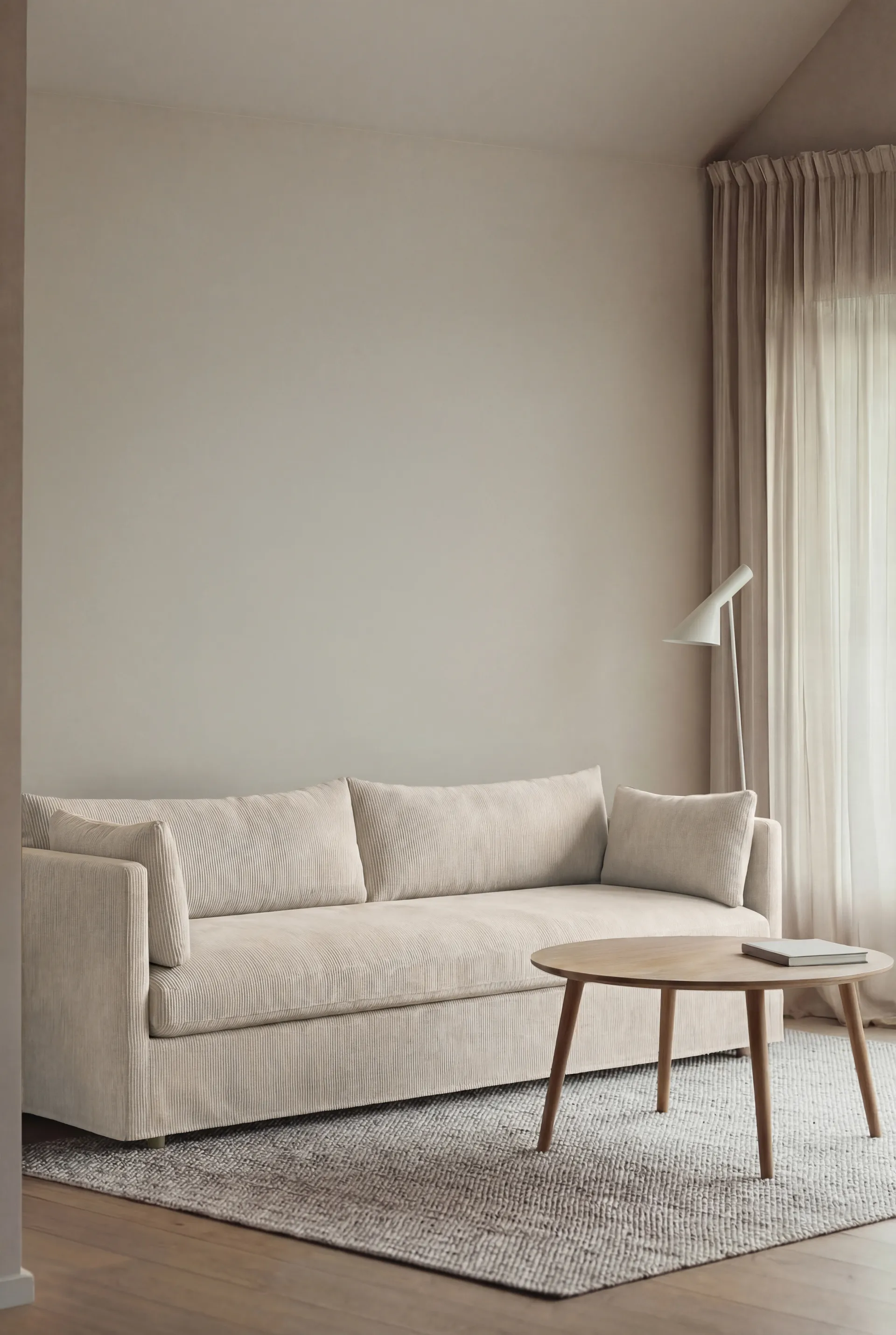 Linnevik divano, Jump off white 1954-rovere oliato bianco, 4 sedute, con gonna 1898