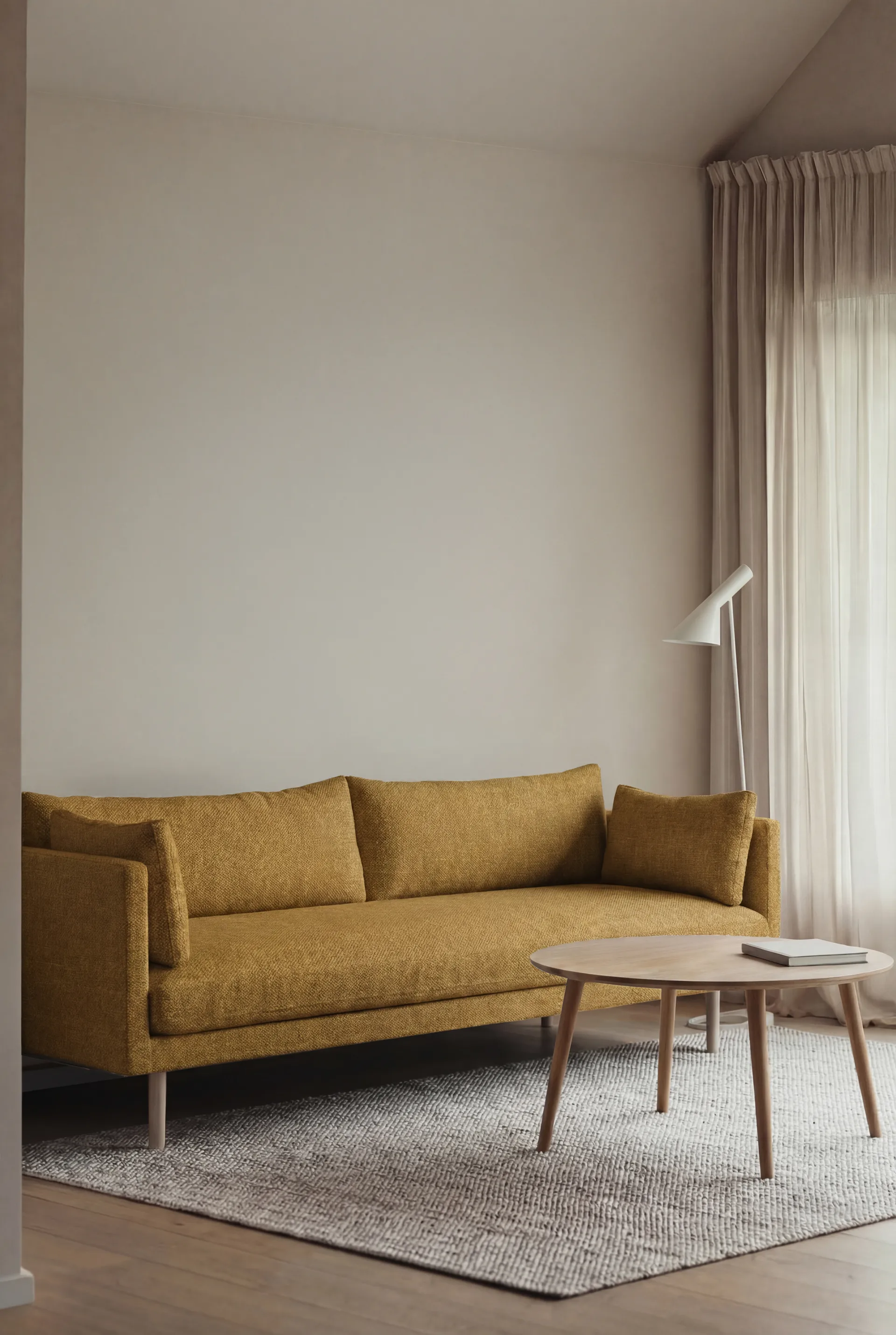 Linnevik divano, Luiza Mustard 3972-rovere oliato bianco, 4 sedute, senza gonna 1898