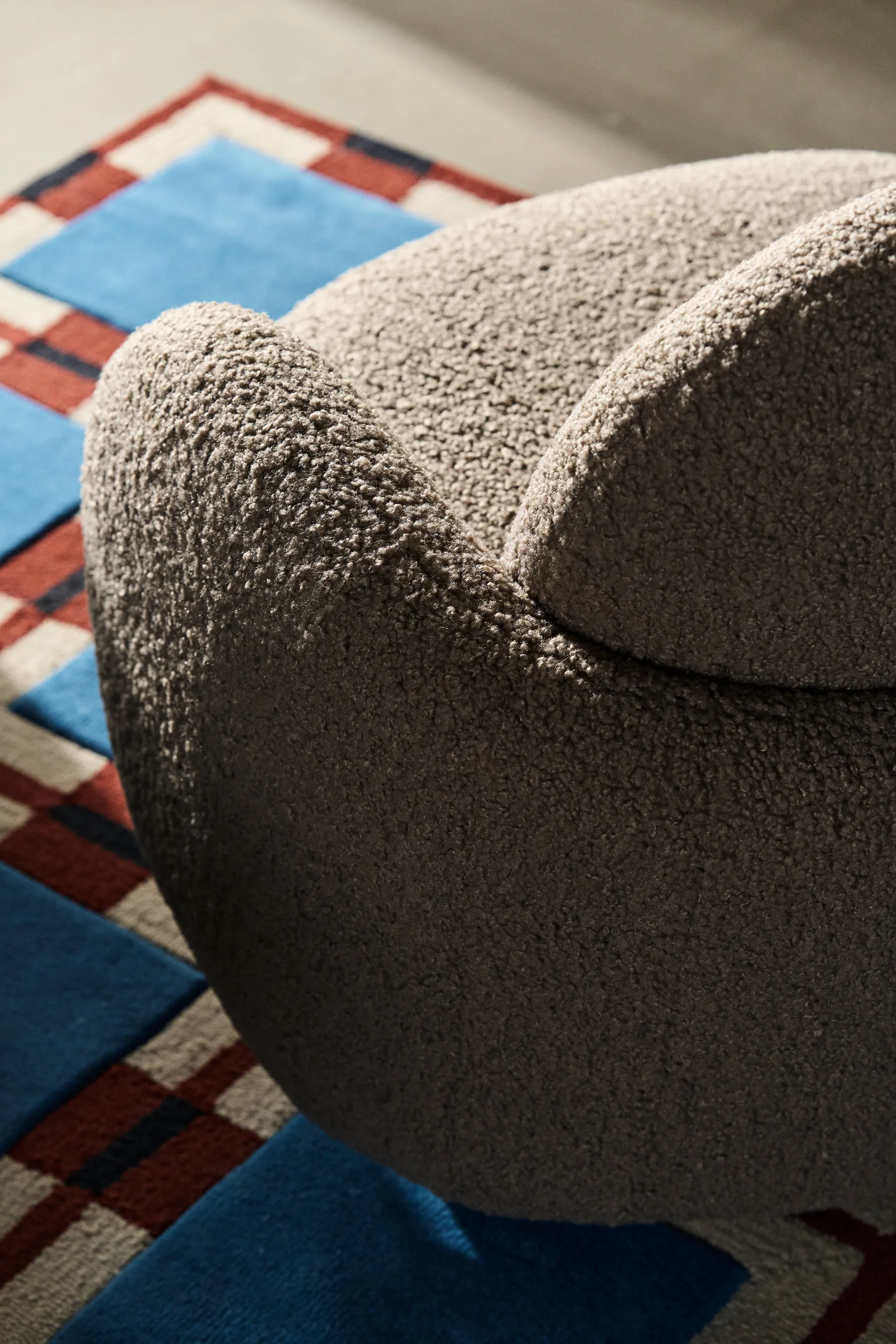 Poltrona Mo, Glore brown 1898