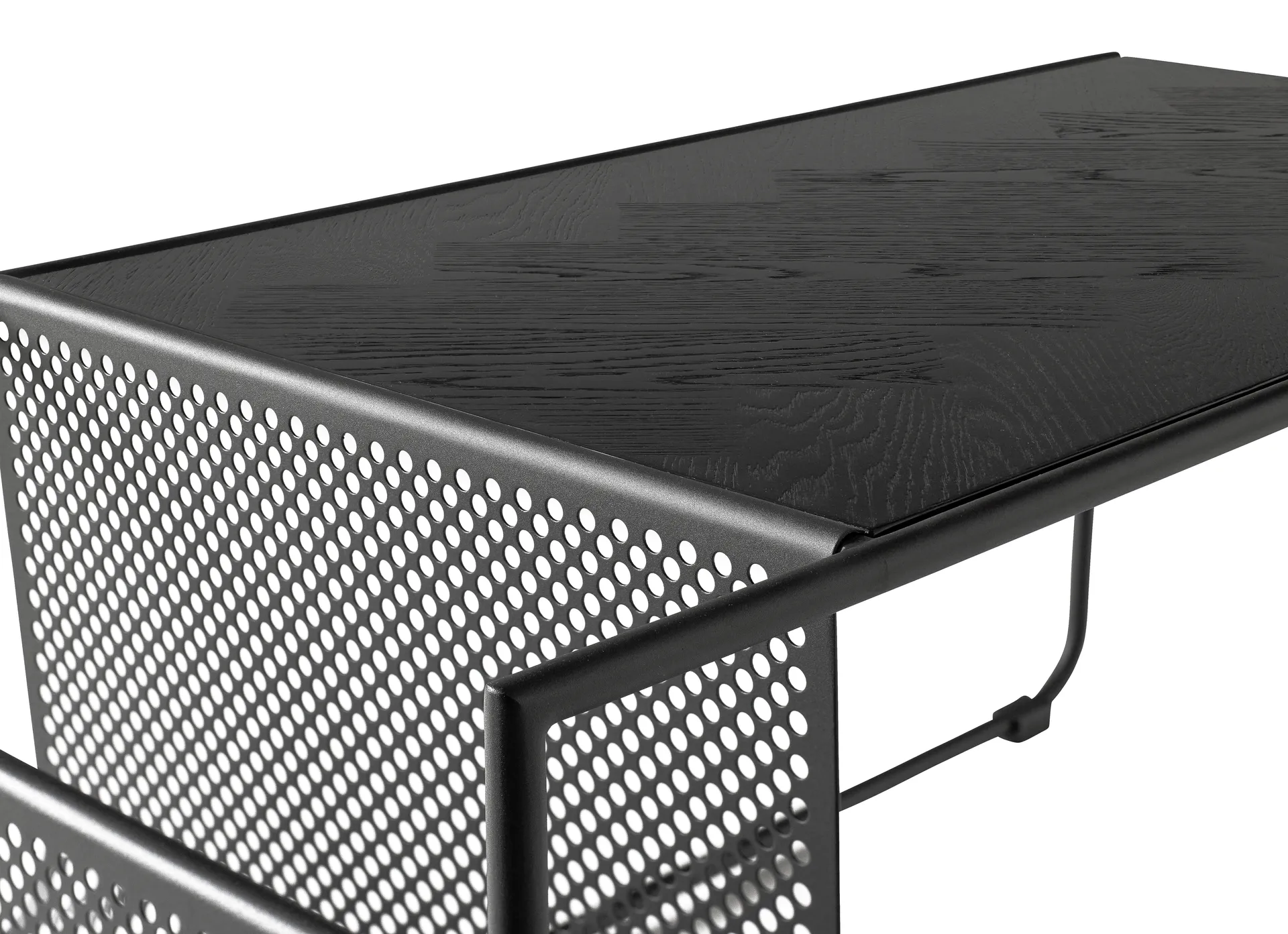 Tavolino Hissö, Nero 1898