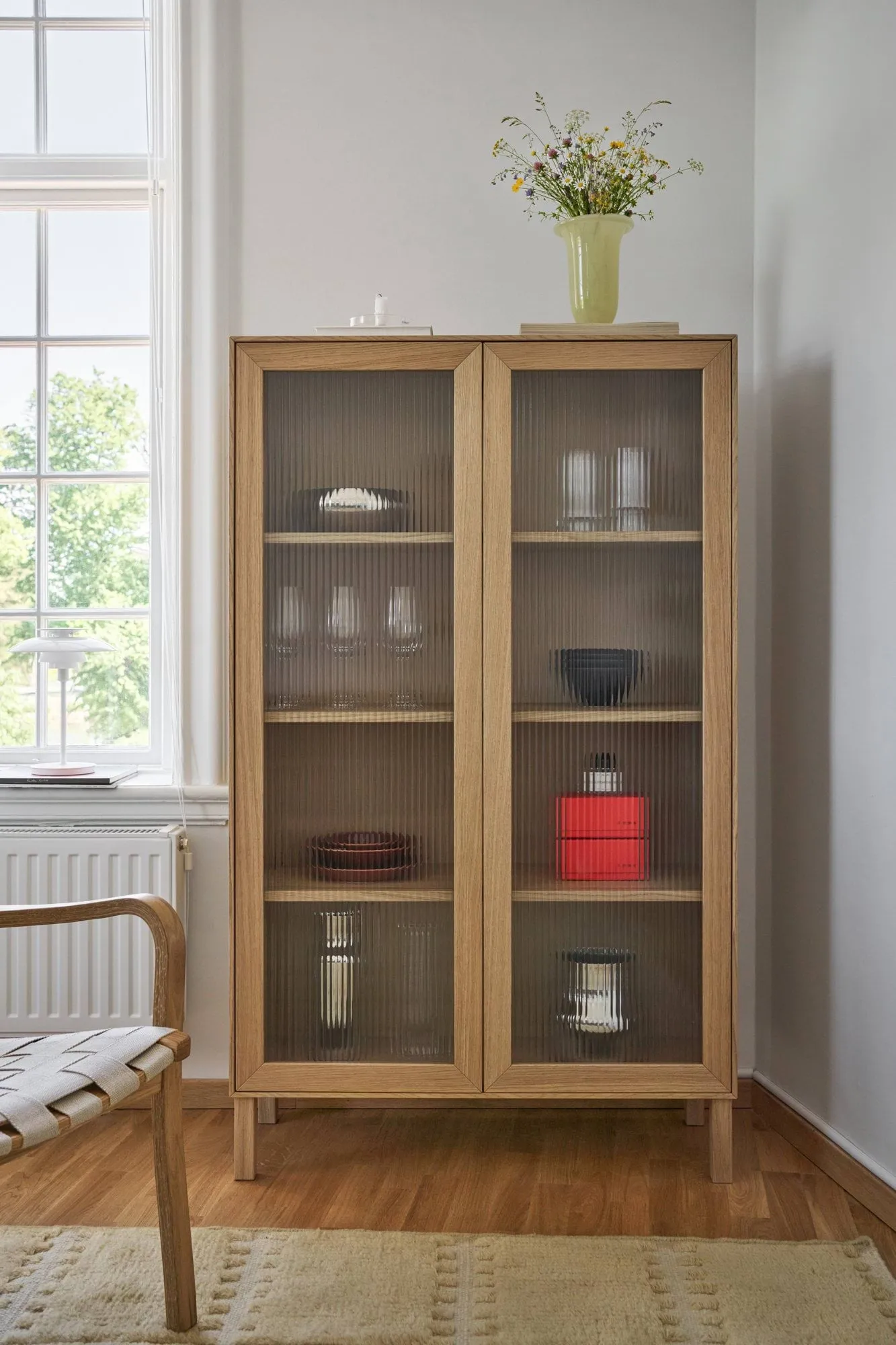 Vetrina Lid, Rovere pigmentato bianco 1898