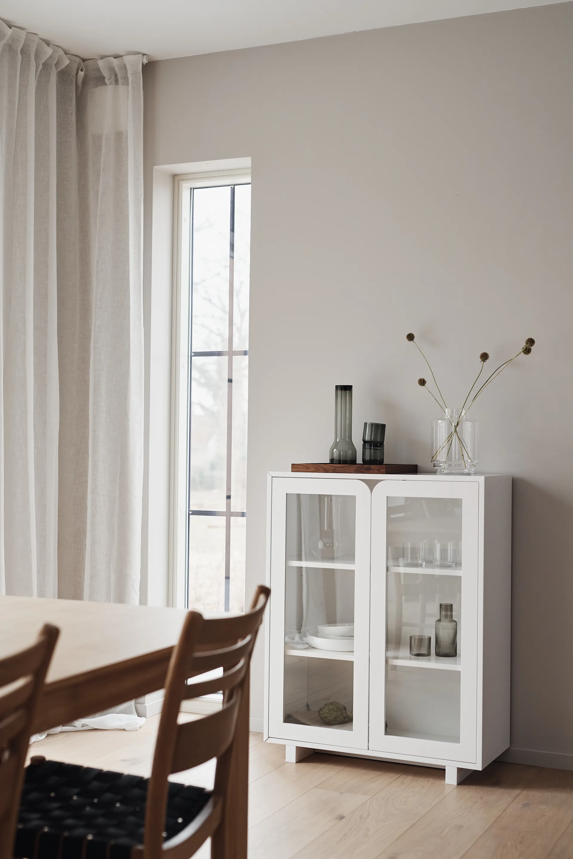 Vetrinetta bassa Vidja, Bianco 1898