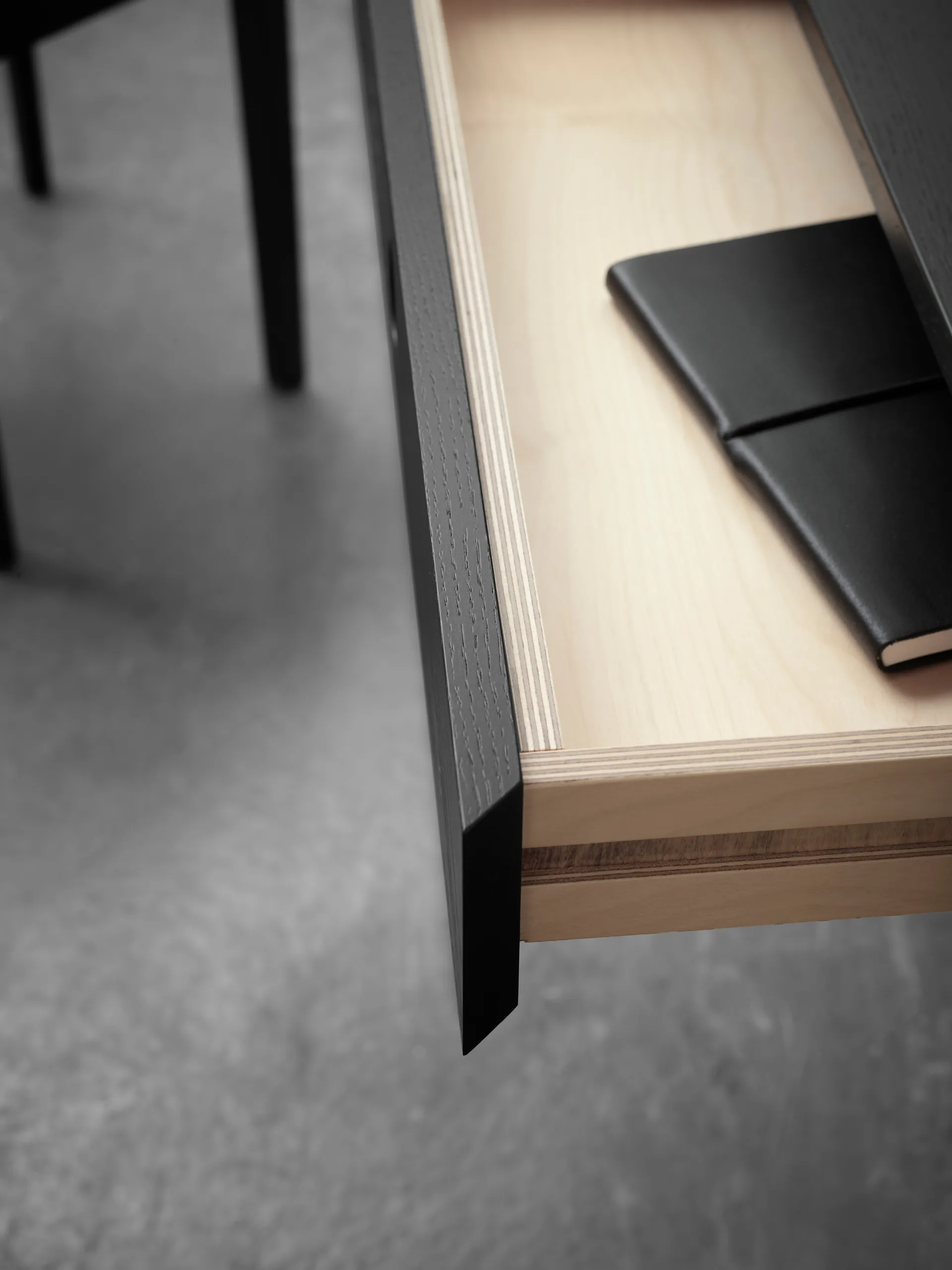 Mind scrivania, Rovere tinto nero, 118x74x44 cm A2