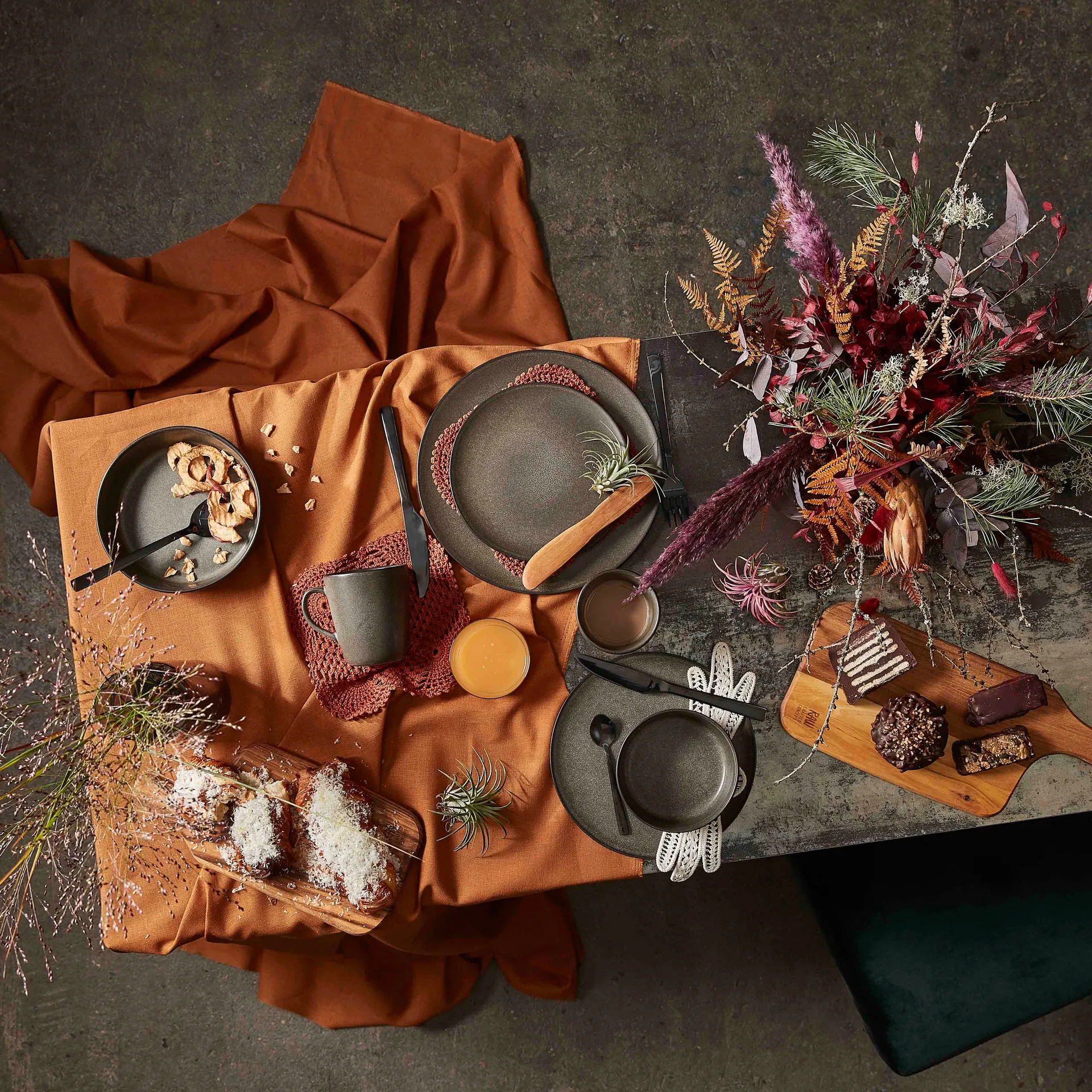 Piatto Raw Ø 20 cm, Forest brown Aida