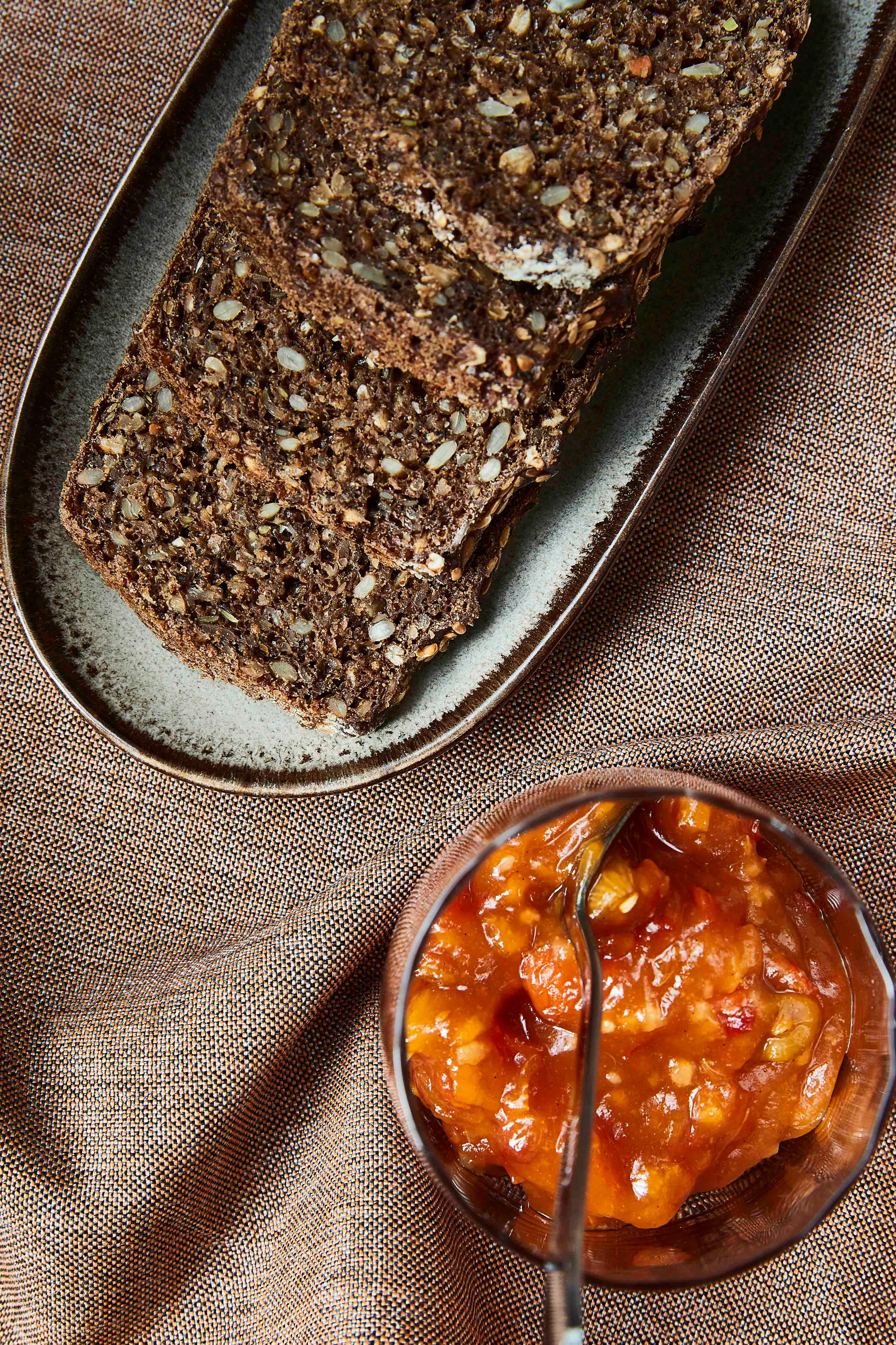 Piatto Søholm Sonja ovale 12,3x25,5 cm, Marrone Aida