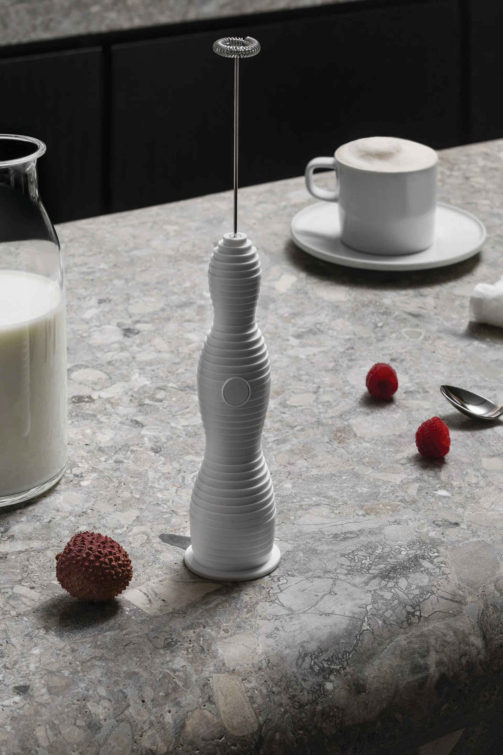 Frullino per il latte Pulcina 27.5 cm, Bianco Alessi