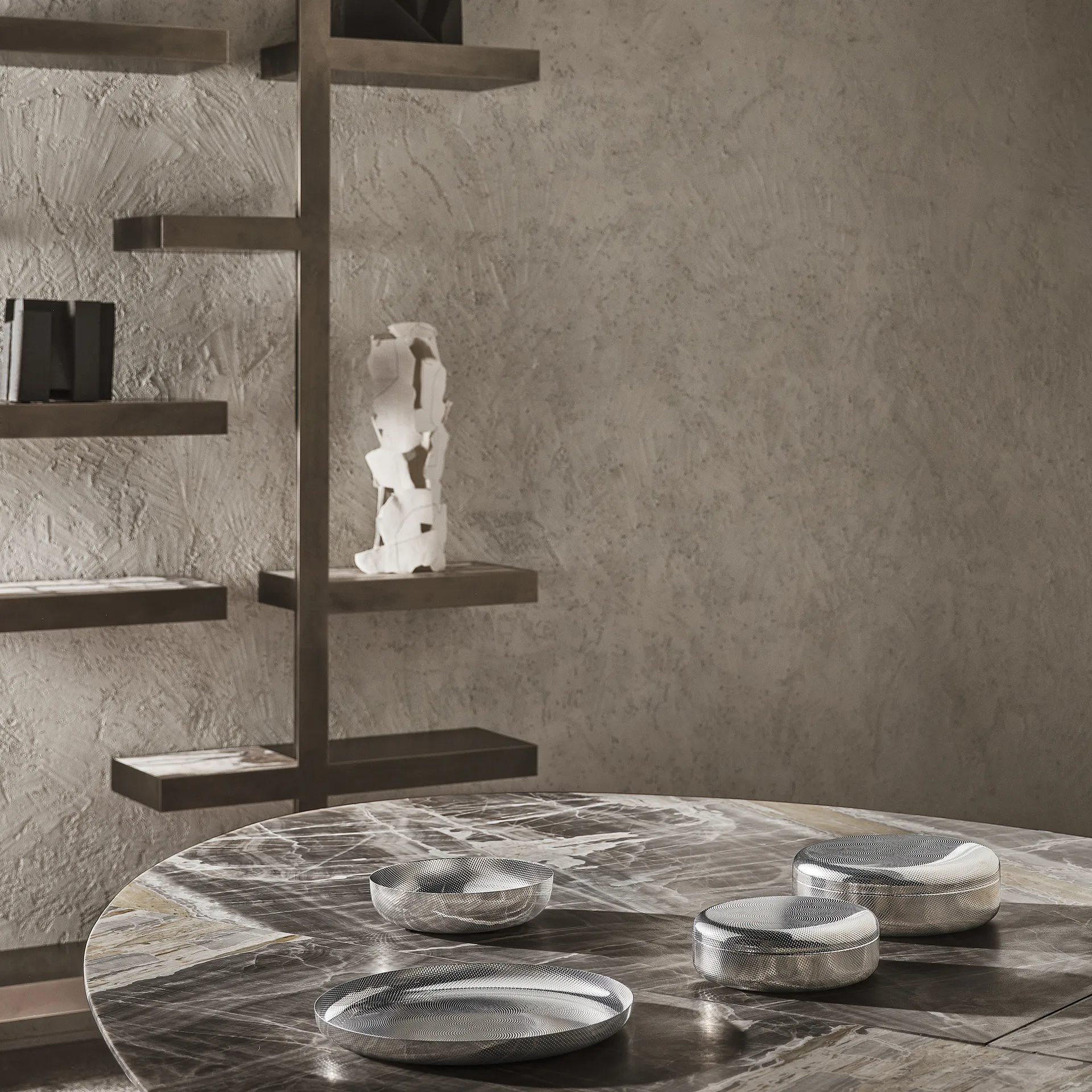 Vassoio in rilievo Extra Ordinary, Ø 35 cm Alessi