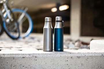 Bottiglia per acqua City, doppio contenitore, 0,5 L - Blu satinato - Alfi