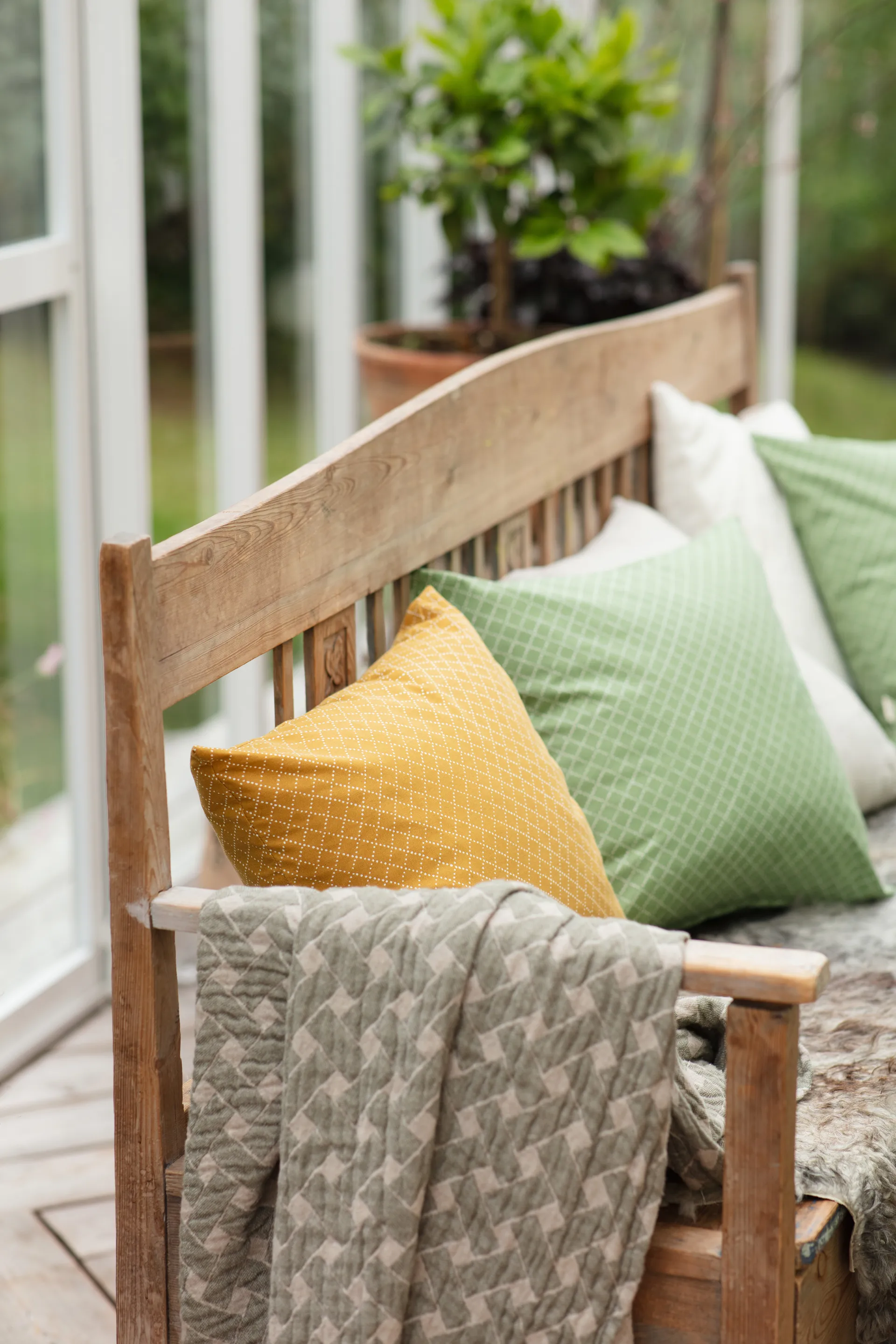 Plaid Korg 170x120 cm, Verde-beige Almedahls