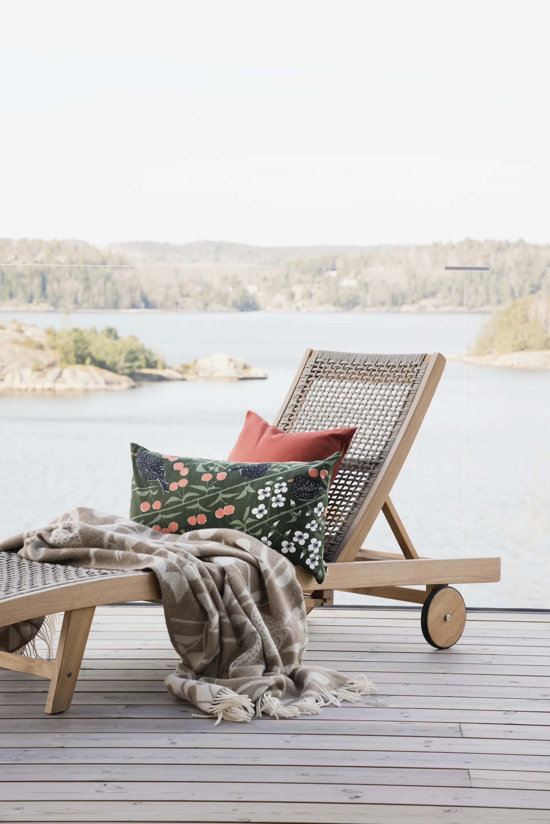 Plaid Körsbärsträdgården 130x170 cm, Marrone-offwhite Almedahls