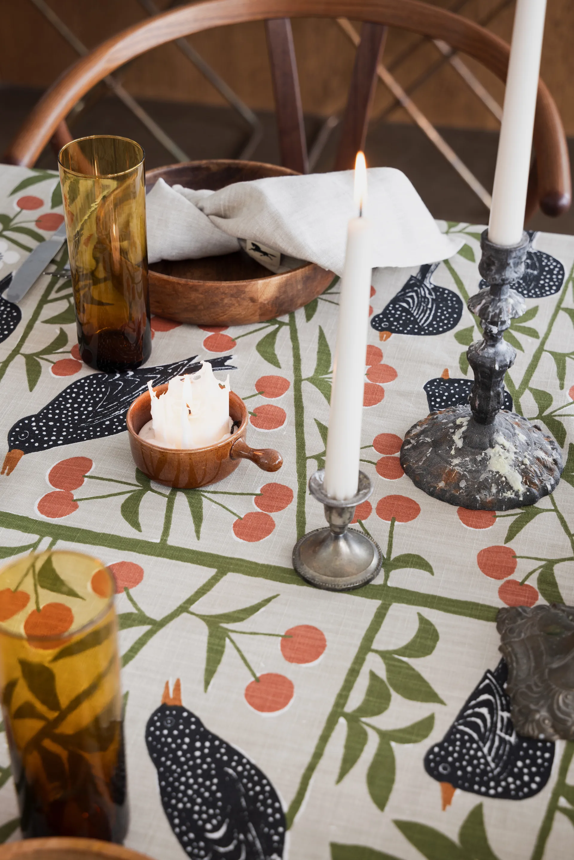 Tovaglia Körsbärsträdgården, Beige, 145x250 cm Almedahls