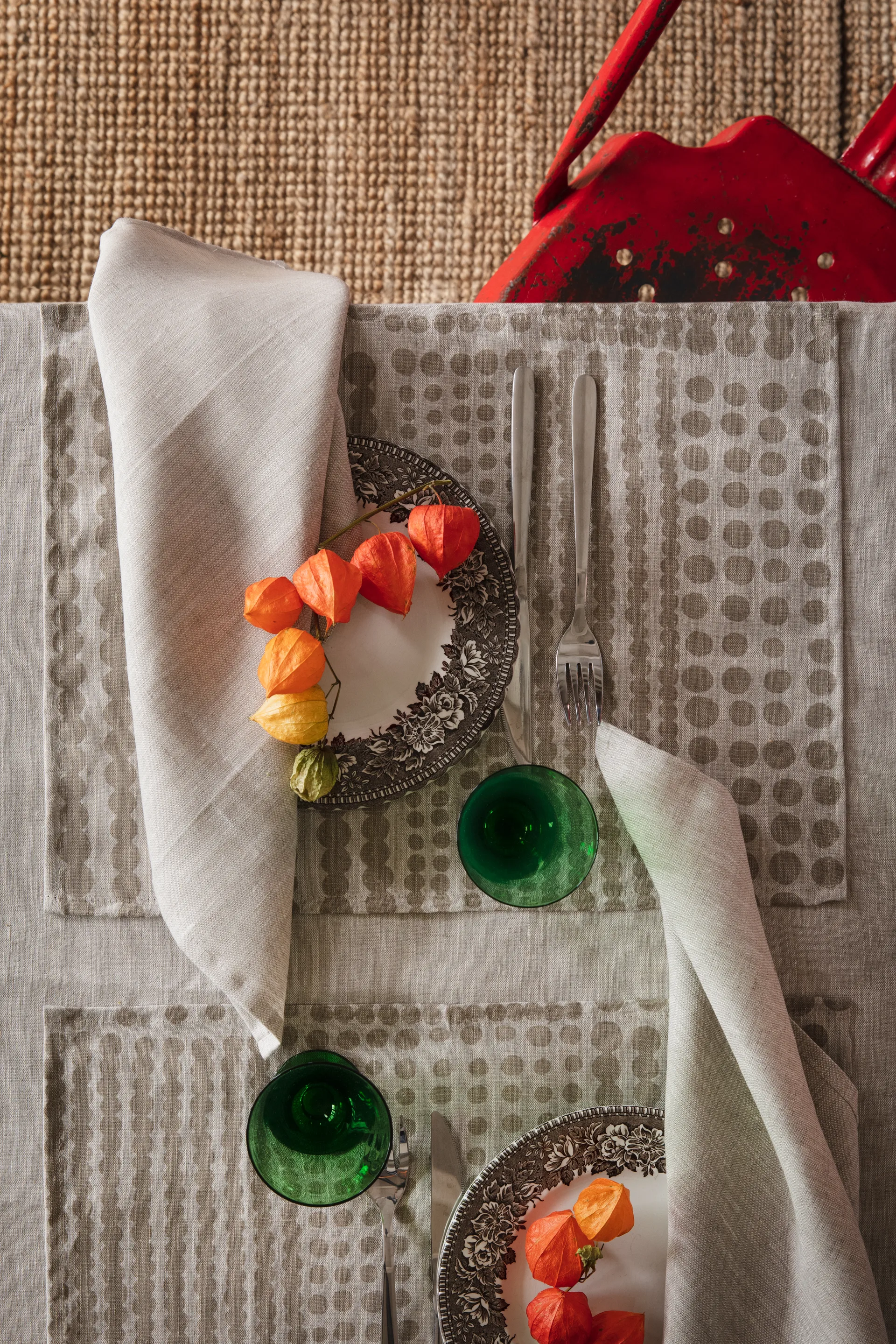 Tovaglietta Pricktyg, 34x45 cm, Colore naturale, grigio talpa Almedahls