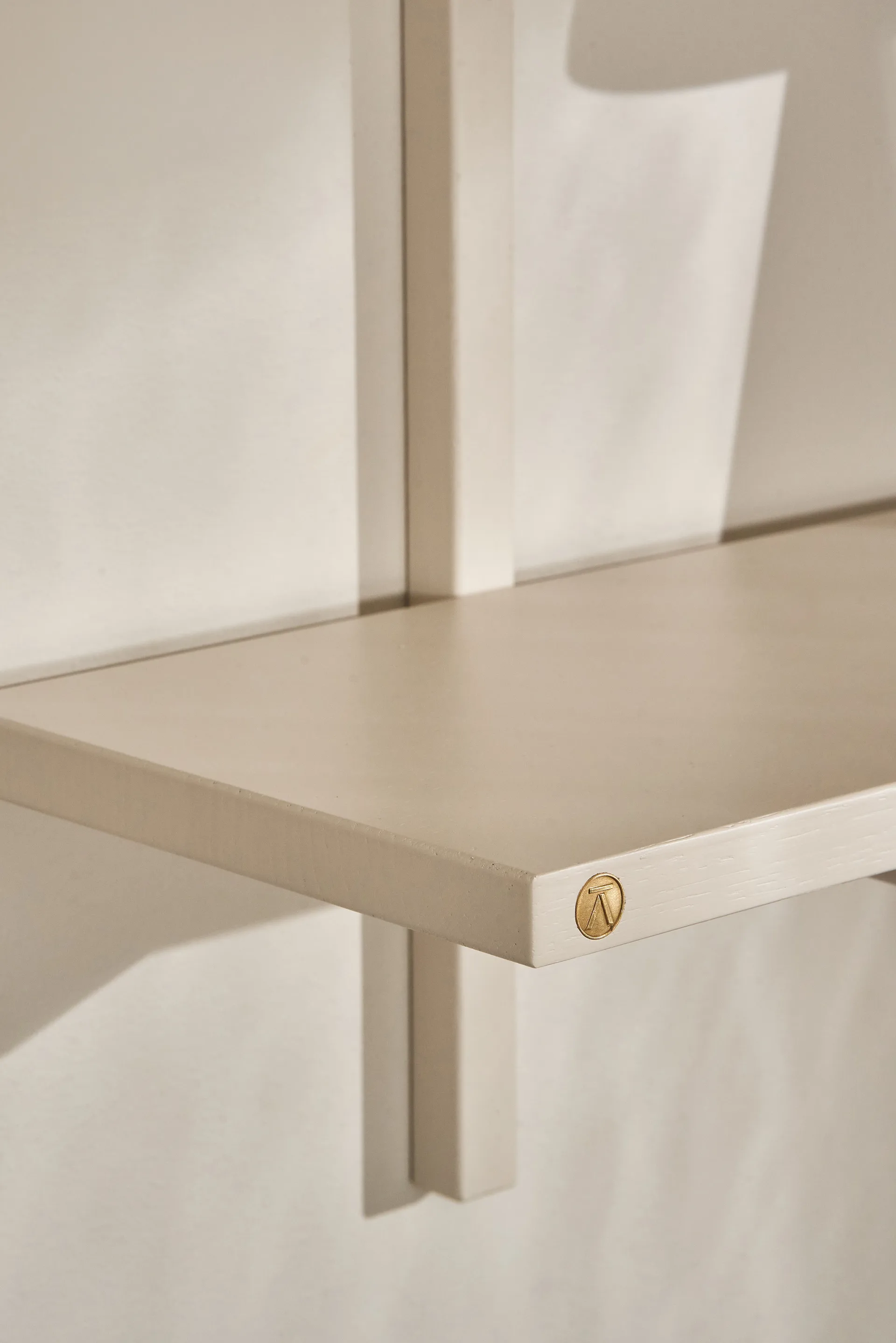 Mensola a muro A-Light Shelf Special Edition, Light beige 90x21x35 cm Andersen Furniture