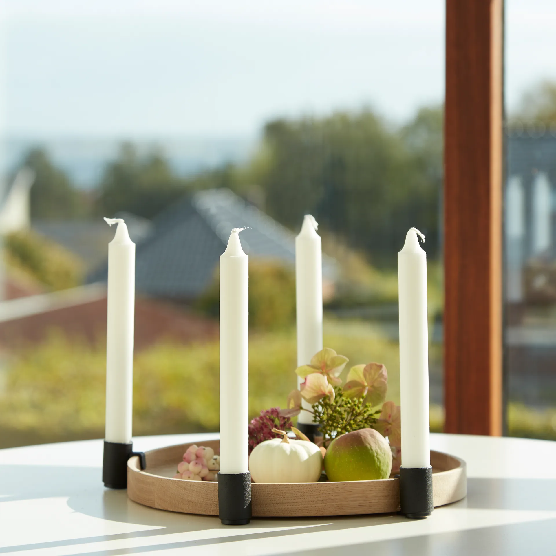 Candelabro dell'Avvento Luna, rovere, nero Applicata