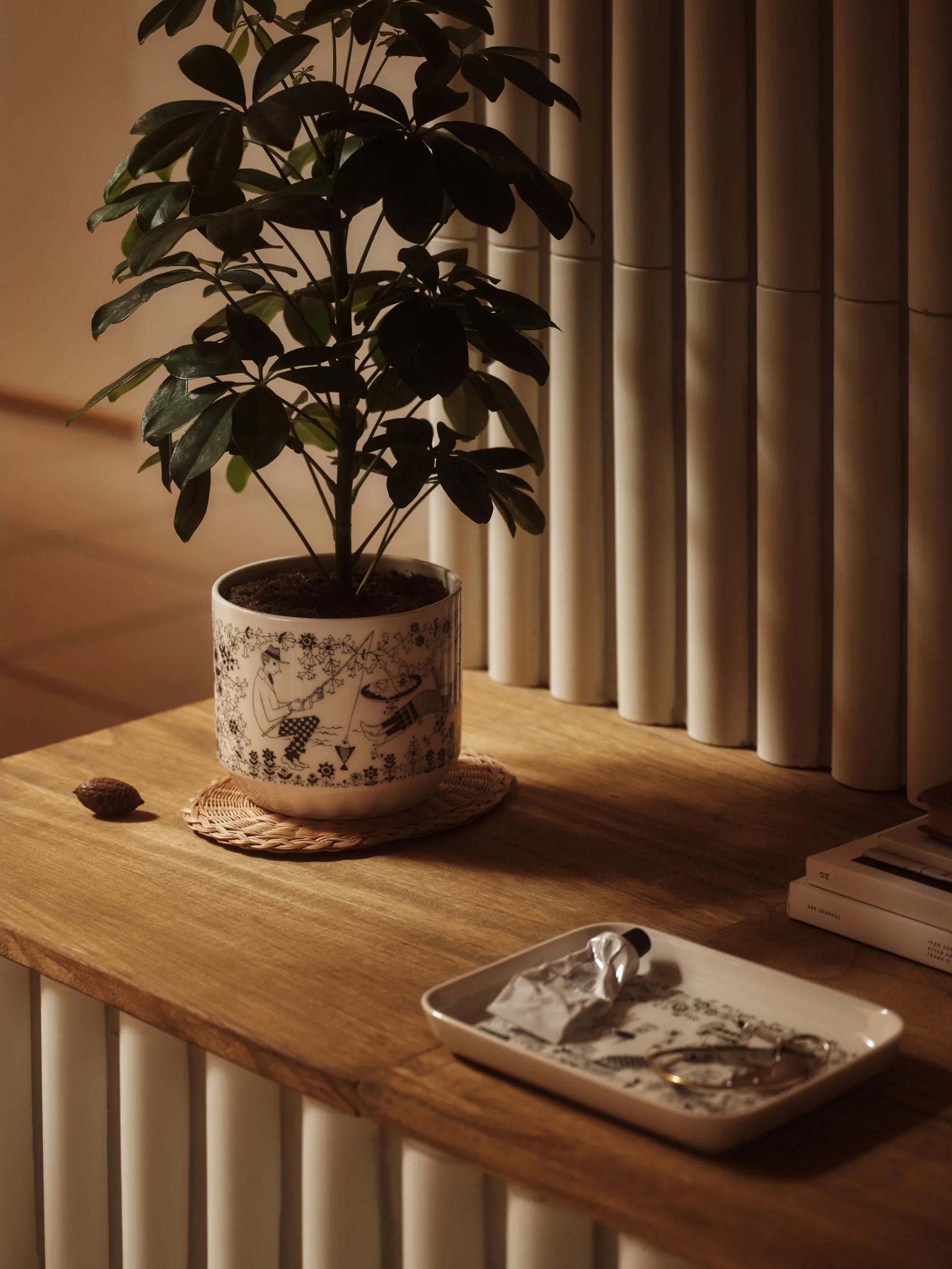 Piatto Emilia 15x19 cm, Bianco-nero Arabia