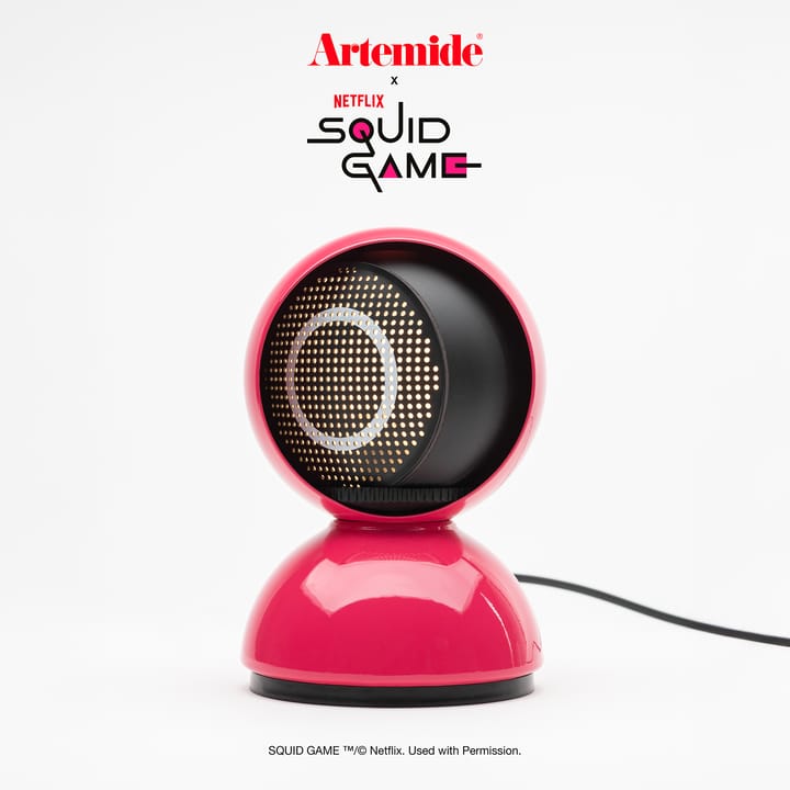 Eclisse x Squid Game lampada da tavolo Edizione Speciale, Guard rosa Artemide