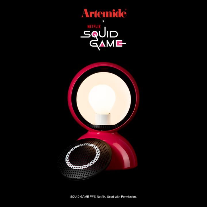 Eclisse x Squid Game lampada da tavolo Edizione Speciale, Guard rosa Artemide