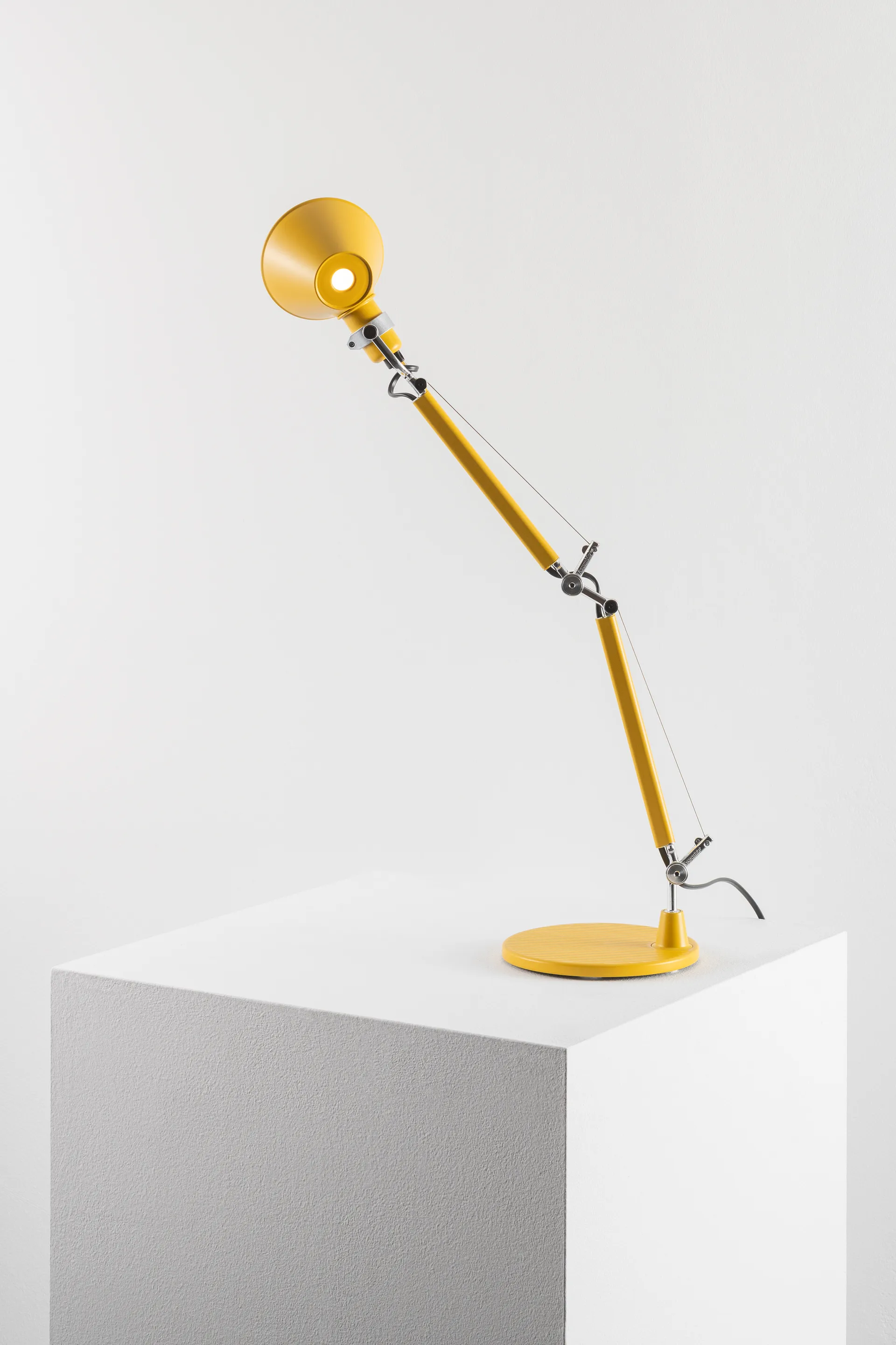 Lampada da tavolo Tolomeo micro, Giallo Artemide