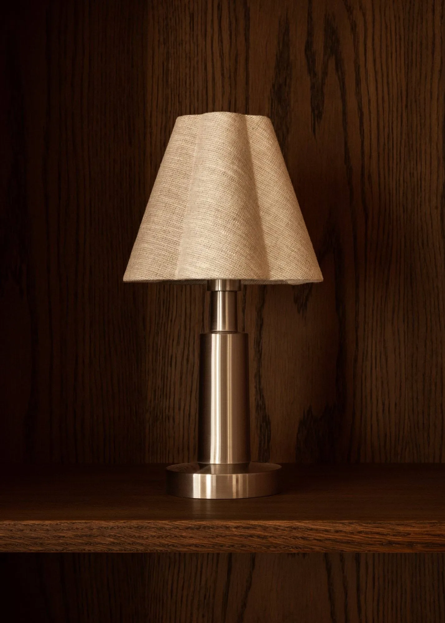 Admiral lampada da tavolo portatile, Chrome-linen, 27 cm Audo Copenhagen