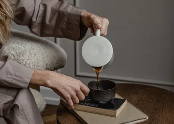 Caffettiera Yana da 1 litro - Grigio smaltato - Audo Copenhagen