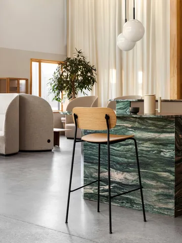 Co Bar Chair sedia da bar - Rovere nero-acciaio cromato, 65 cm - Audo Copenhagen