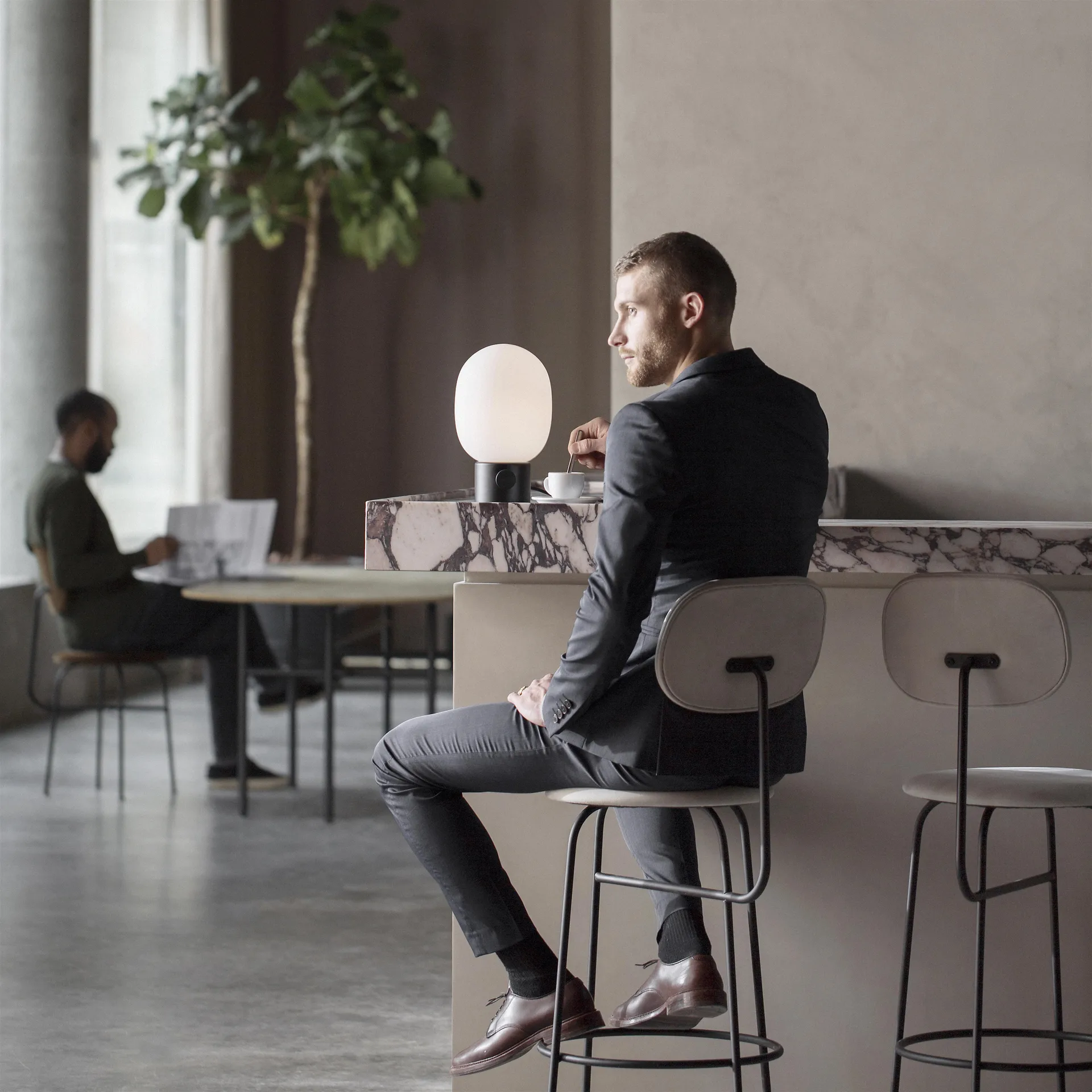 Lampada da tavolo JWDA, nero Audo Copenhagen