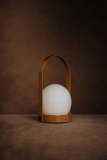 Lampada da tavolo portatile Carrie - Marrone dorato - Audo Copenhagen