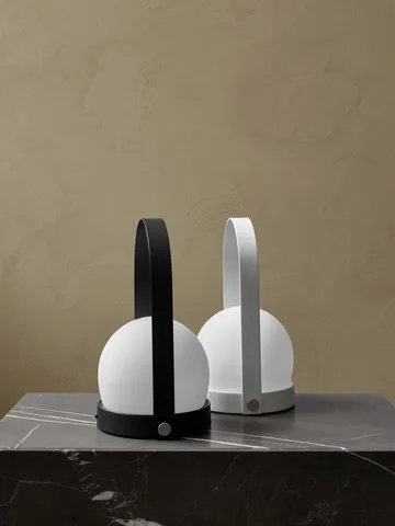 Lampada da tavolo portatile Carrie - Nero - Audo Copenhagen