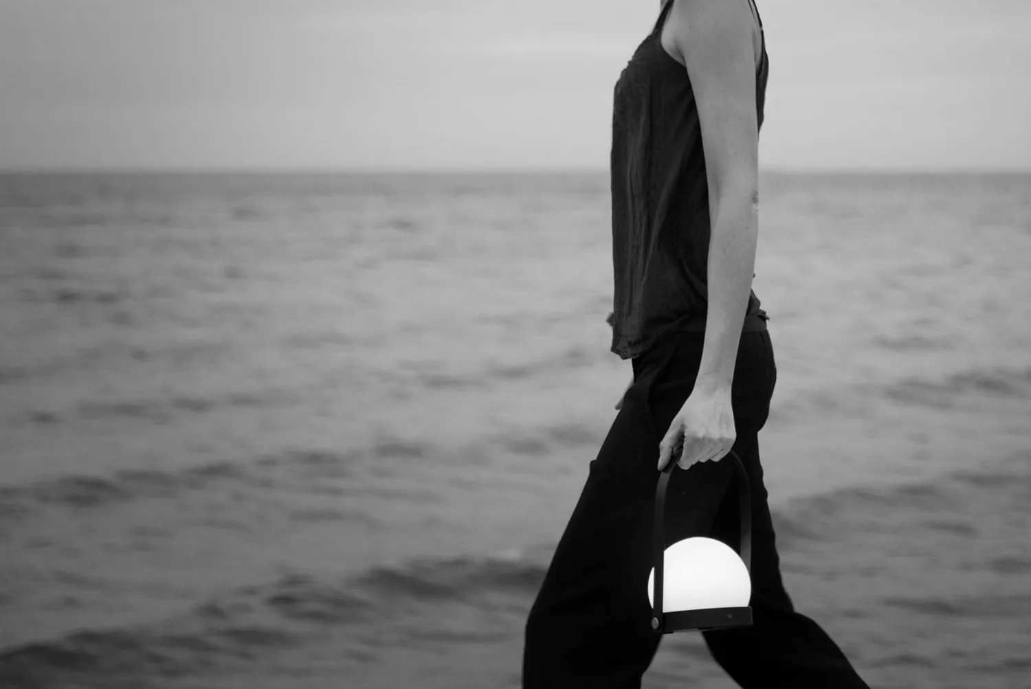 Lampada da tavolo portatile Carrie, Nero Audo Copenhagen