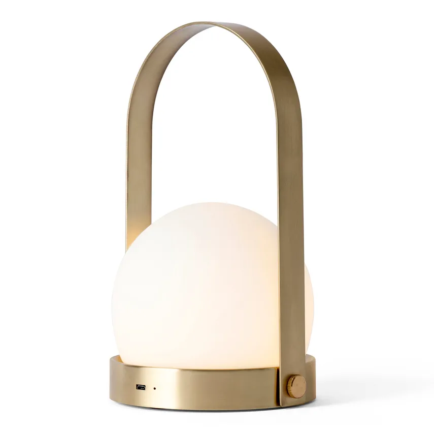 Lampada da tavolo portatile Carrie, ottone spazzolato Audo Copenhagen