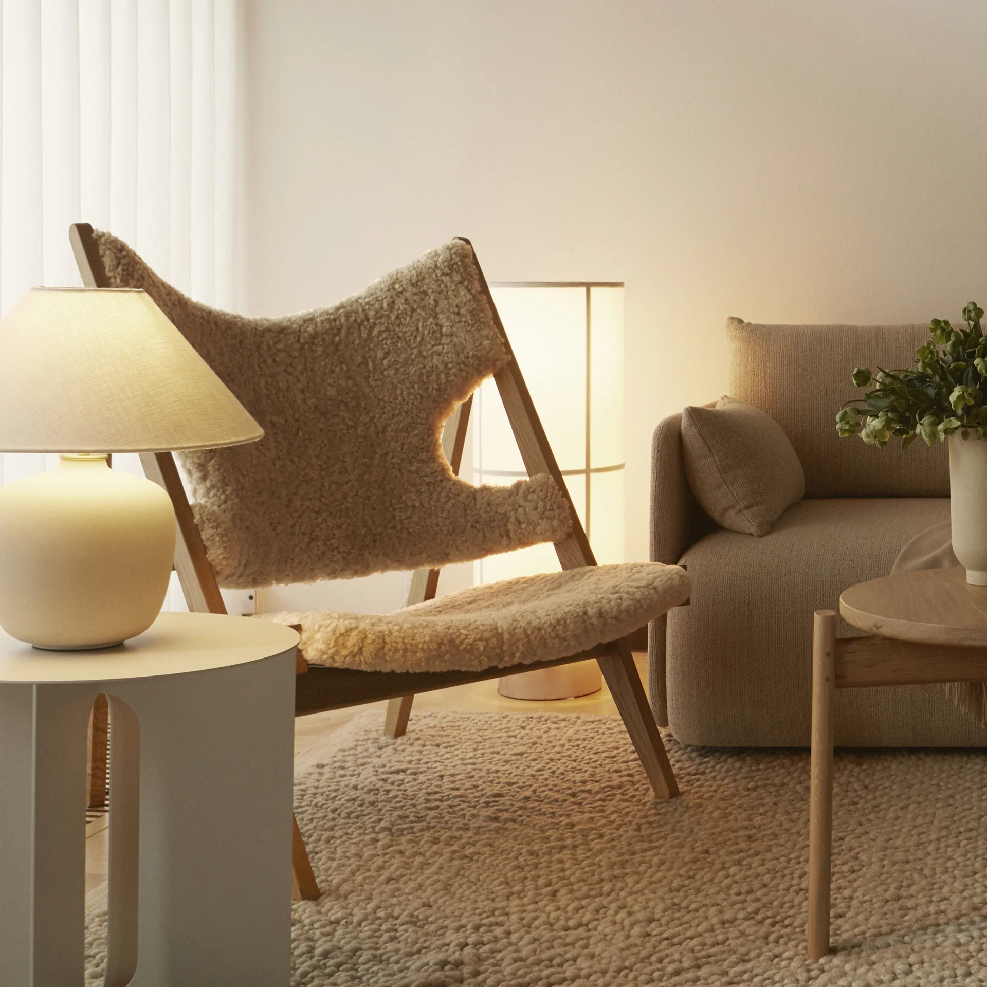 Lampada da tavolo Torso 37 cm, Bianco sporco Audo Copenhagen