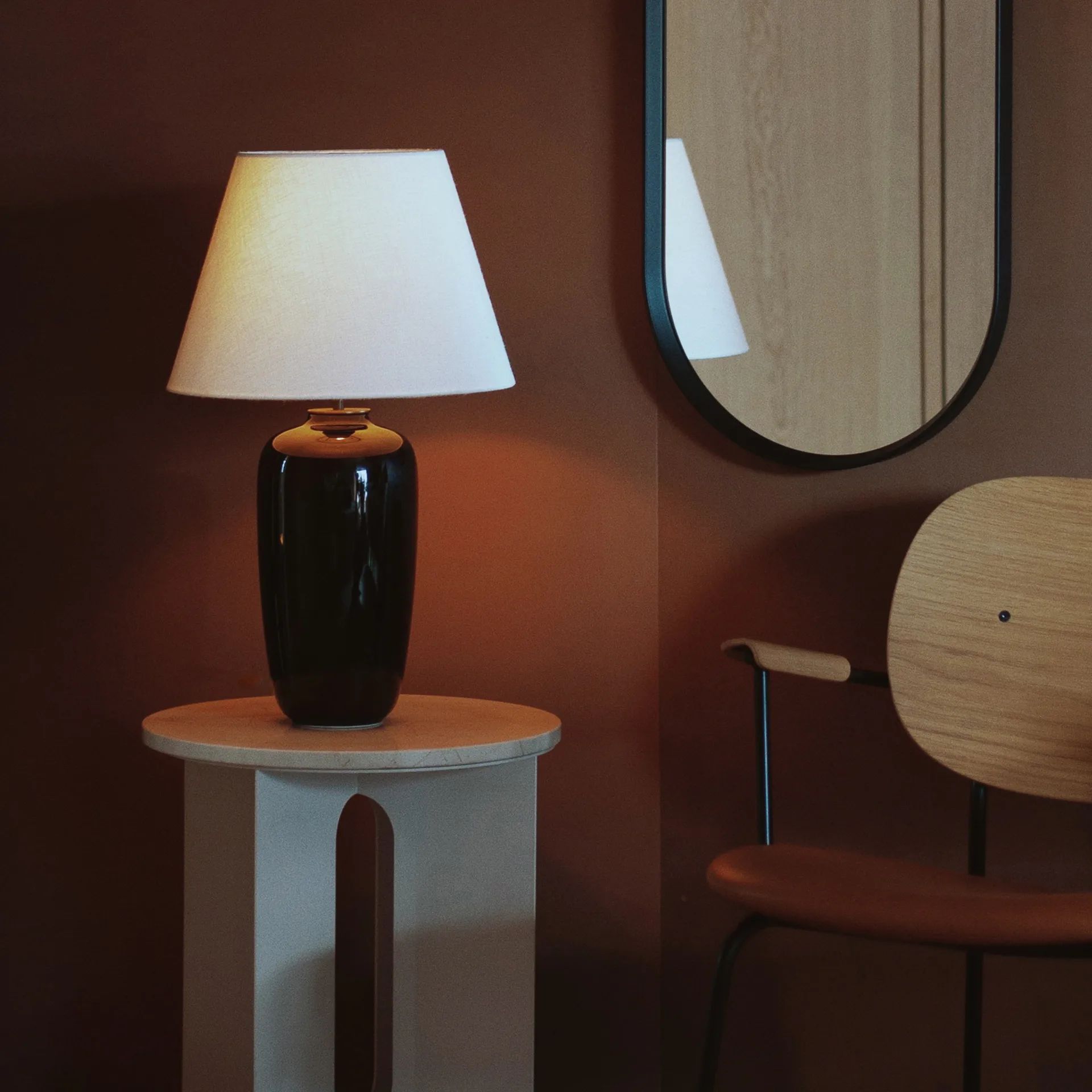 Lampada da tavolo Torso 57 cm, nero Audo Copenhagen