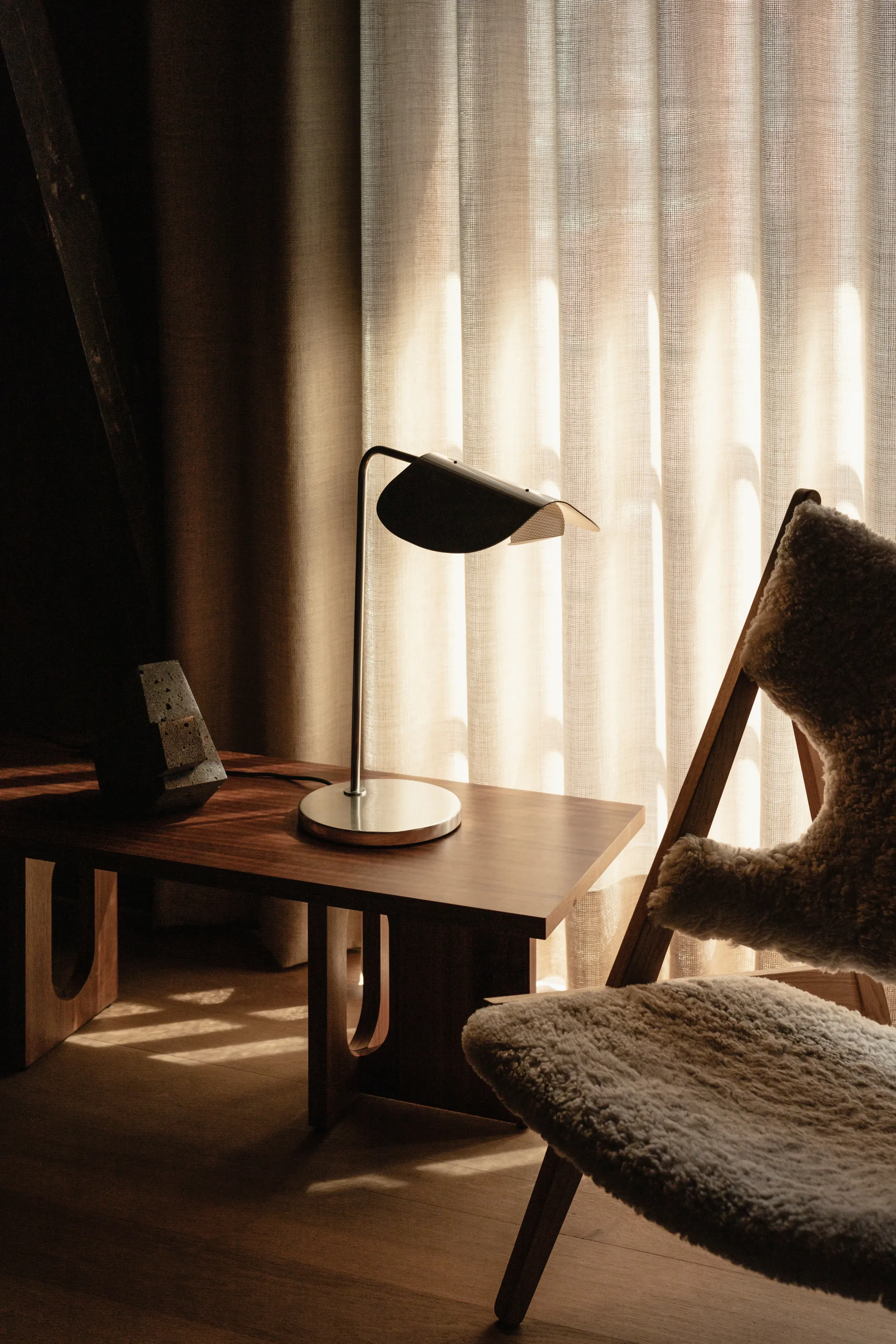 Lampada da tavolo Wing 56 cm, Alluminio Audo Copenhagen