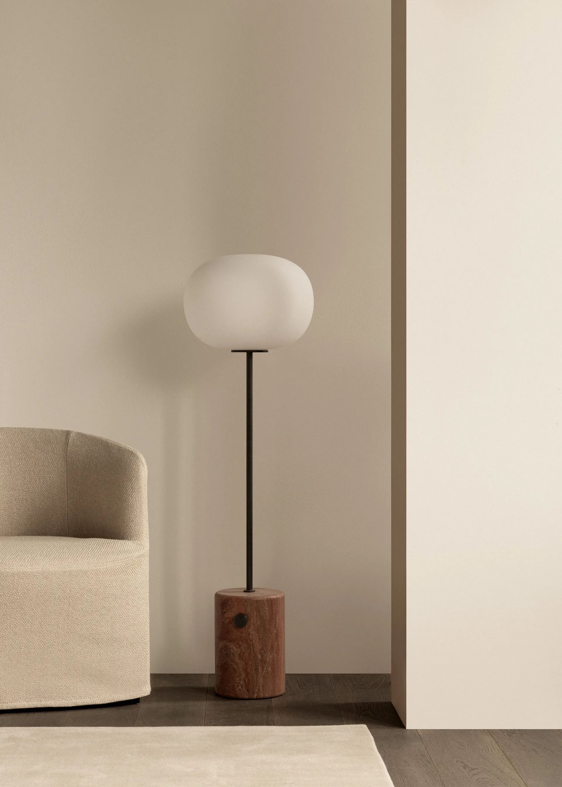 Lampada da terra JWDA, Red travertine, 130 cm Audo Copenhagen