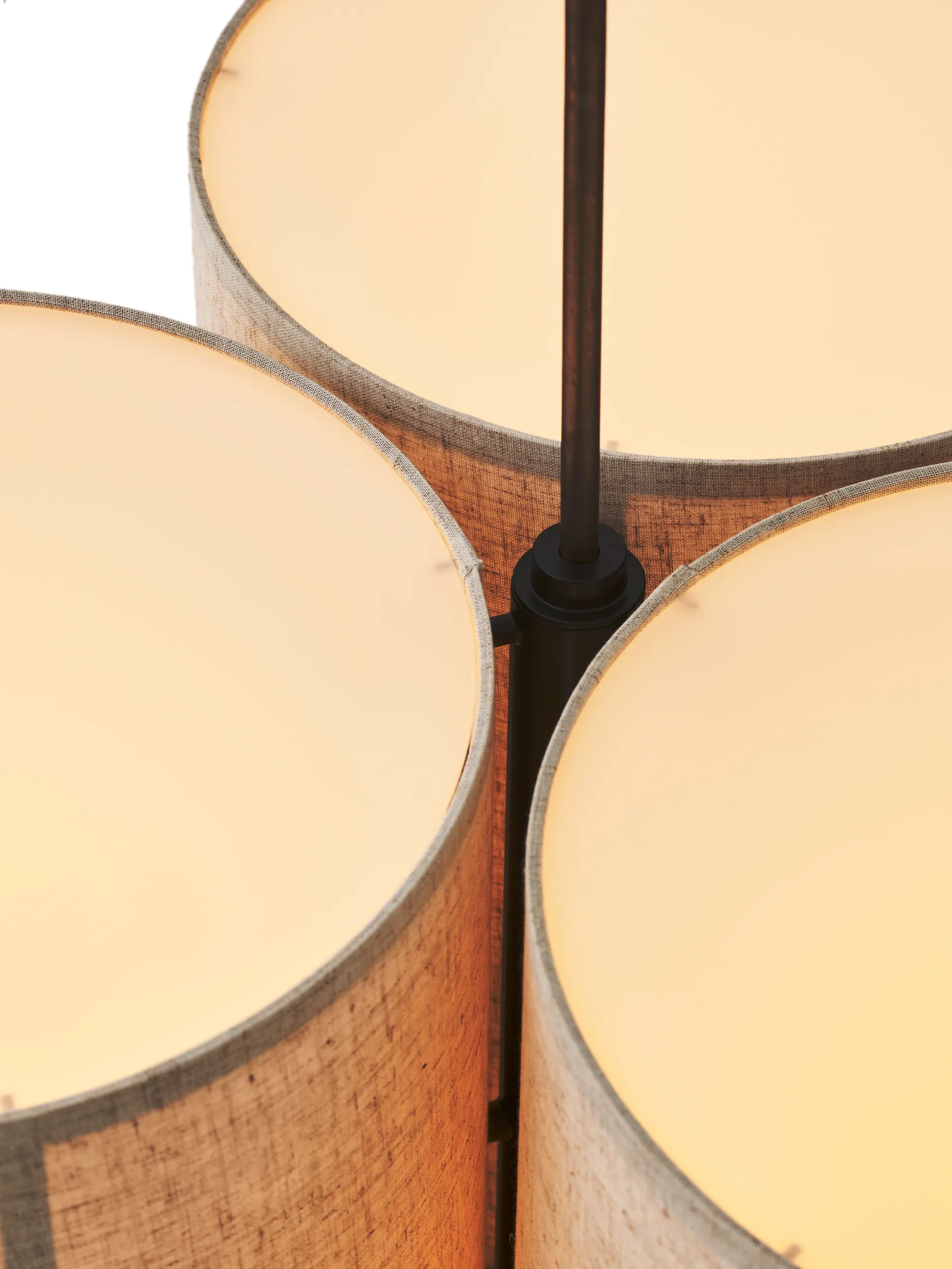 Lampadario Hashira Cluster raw, 75 cm Audo Copenhagen