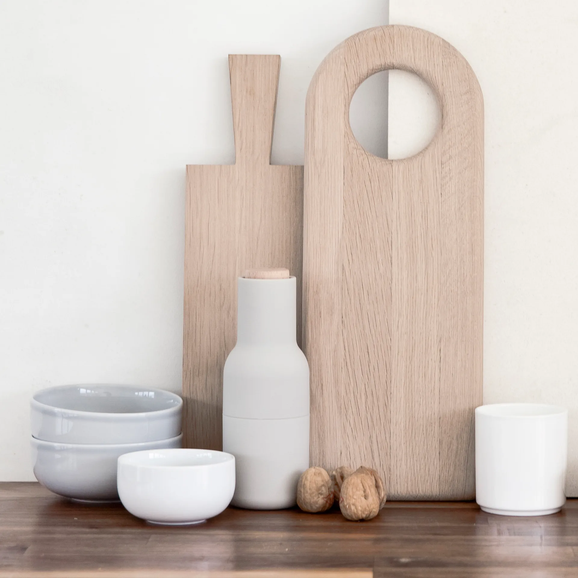 Macina spezie Bottle Grinder confezione da 2, ash-carbon (coperchio in legno di frassino) Audo Copenhagen