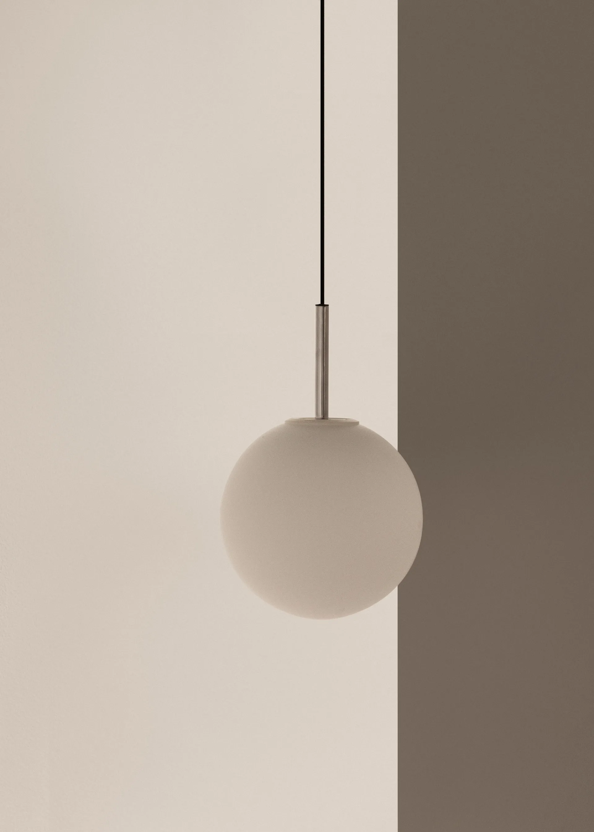 Pendente TR Bulb, Polished steel Audo Copenhagen