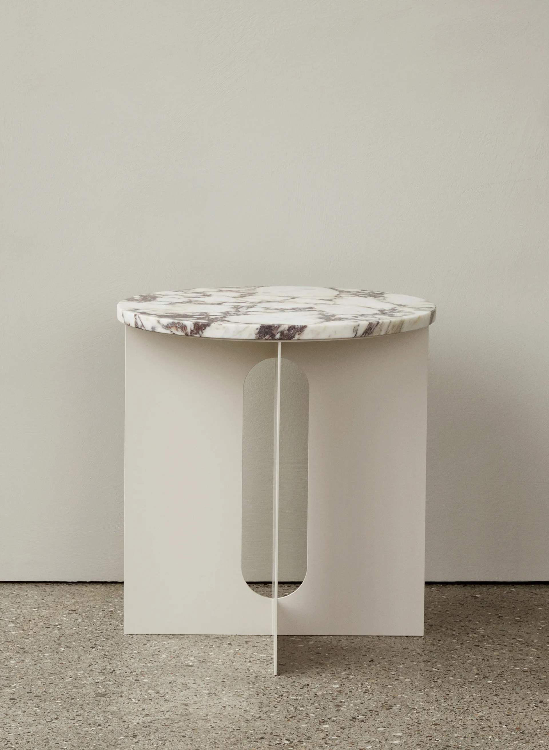 Piano del tavolino laterale Androgyne, Calacatta Viola, Ø65 cm Audo Copenhagen